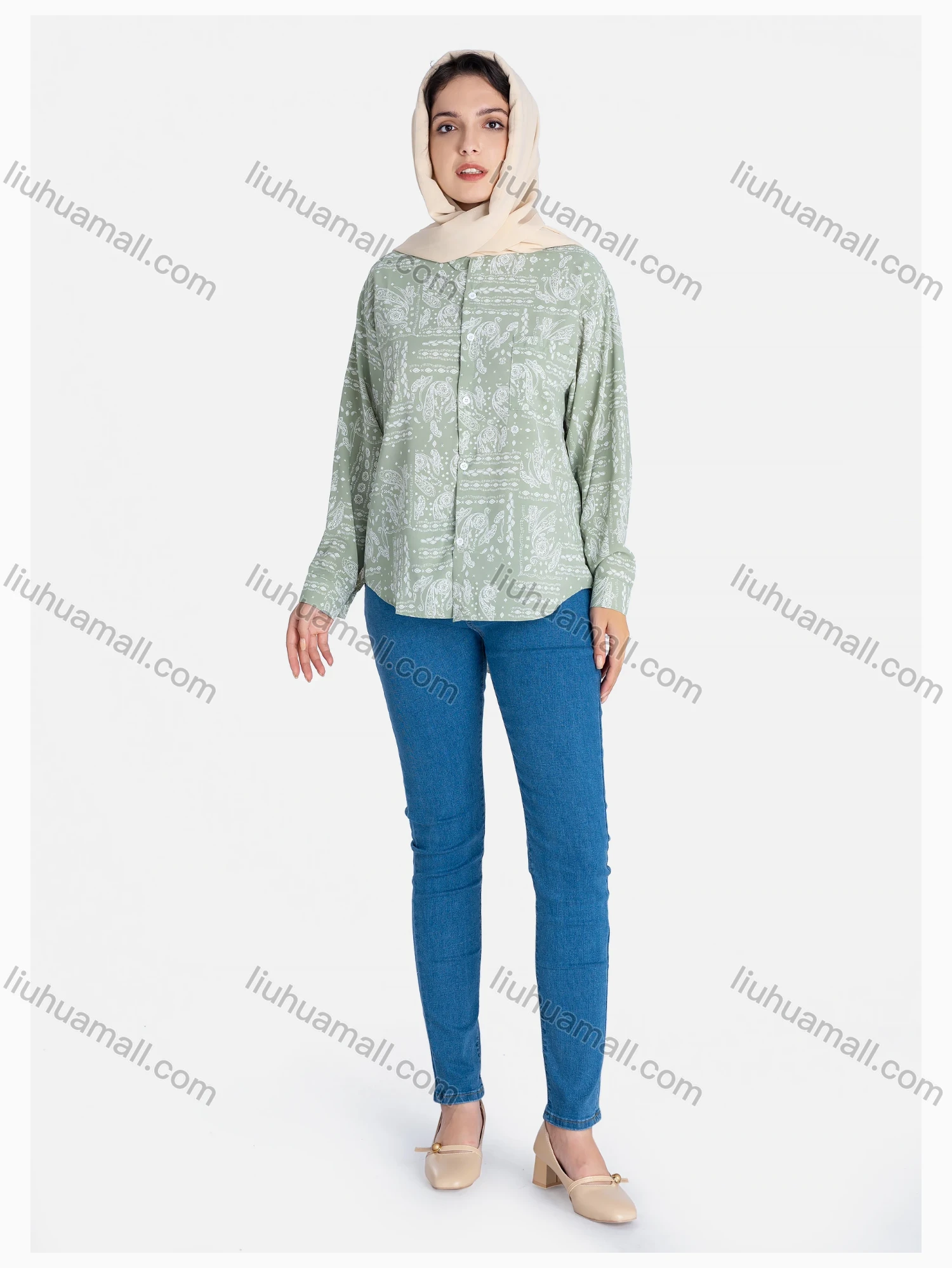 Wholesale Women's Paisley Print Regular Fit Patch Pocket Button Down Casual Shirt Without Hijab - Liuhuamall