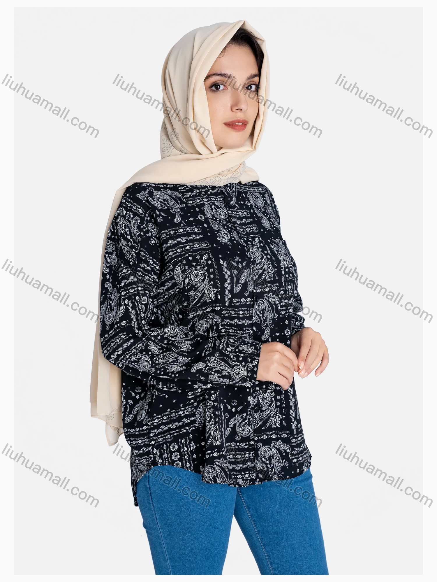 Wholesale Women's Paisley Print Regular Fit Patch Pocket Button Down Casual Shirt Without Hijab - Liuhuamall