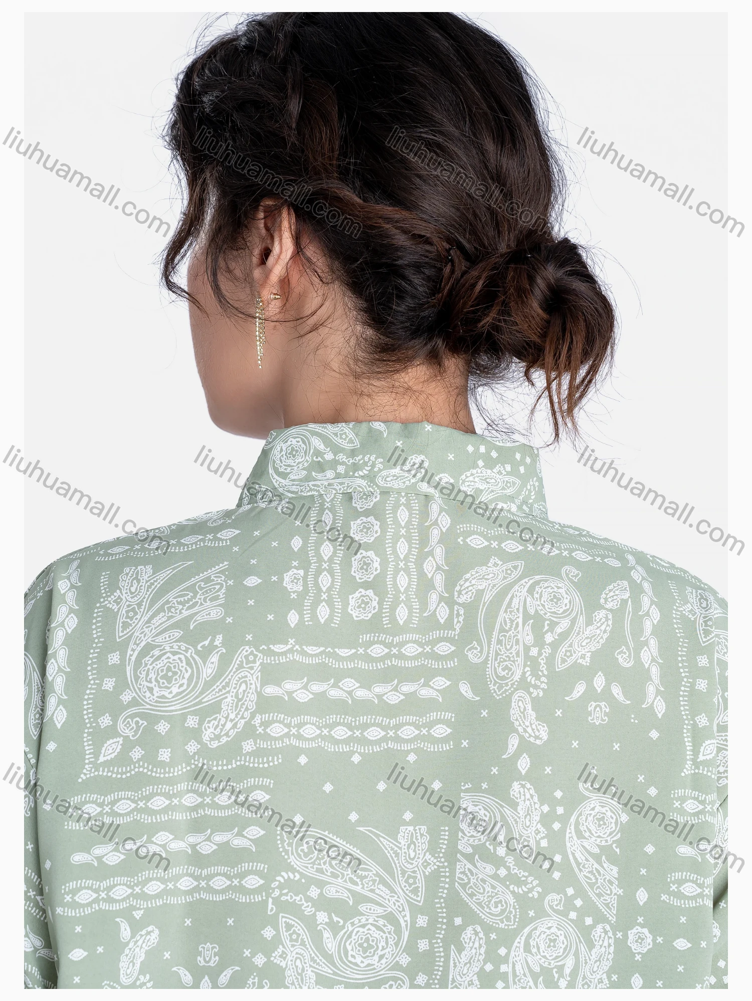 Wholesale Women's Paisley Print Regular Fit Patch Pocket Button Down Casual Shirt Without Hijab - Liuhuamall