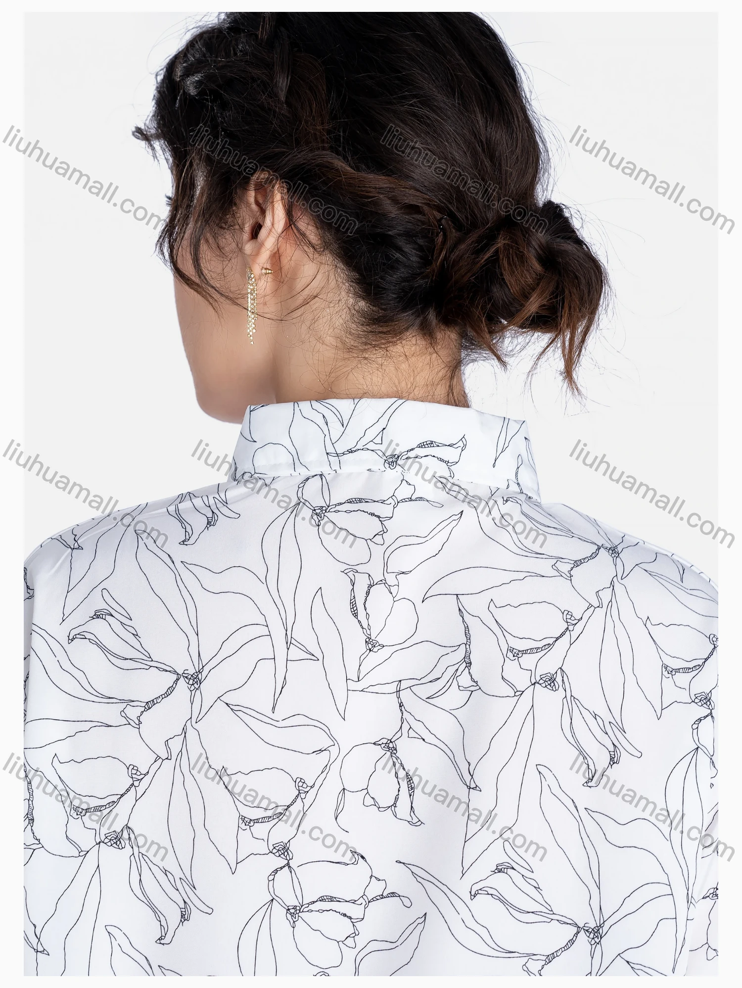 Wholesale Women's Floral Print Regular Fit Patch Pocket Button Down Casual Shirt Without Hijab - Liuhuamall