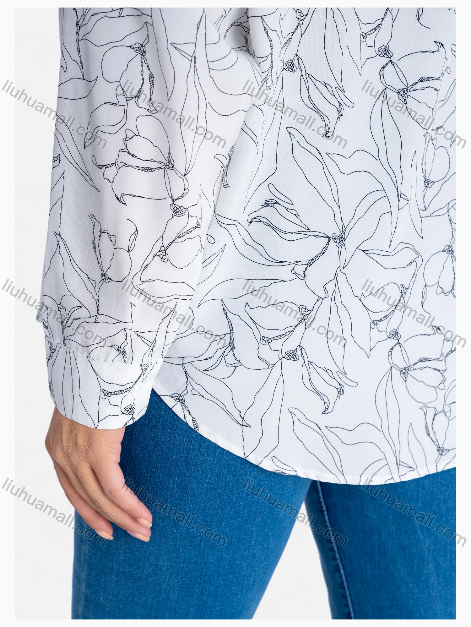 Wholesale Women's Floral Print Regular Fit Patch Pocket Button Down Casual Shirt Without Hijab - Liuhuamall