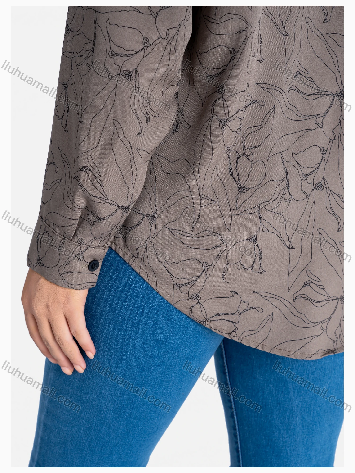 Wholesale Women's Floral Print Regular Fit Patch Pocket Button Down Casual Shirt Without Hijab - Liuhuamall