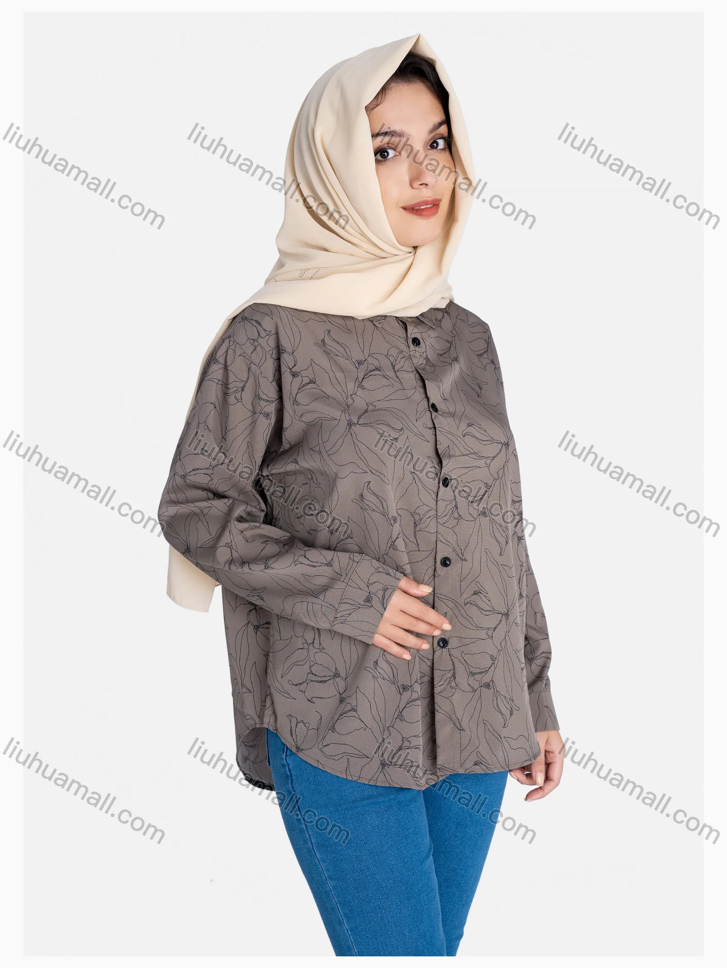 Wholesale Women's Floral Print Regular Fit Patch Pocket Button Down Casual Shirt Without Hijab - Liuhuamall