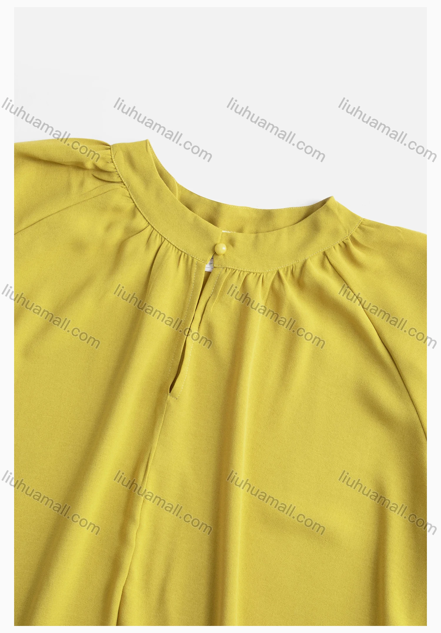 Wholesale Women's Keyhole Neck Loose Fit Plain Long Sleeve Curved Hem Tunic - Liuhuamall