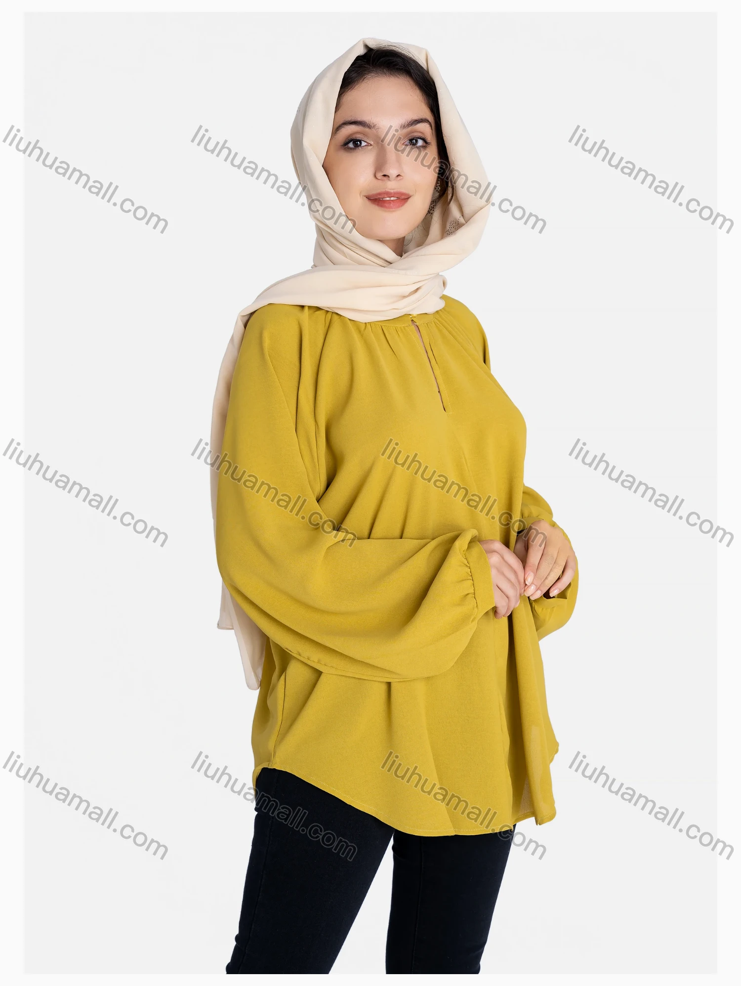 Wholesale Women's Keyhole Neck Loose Fit Plain Long Sleeve Curved Hem Tunic - Liuhuamall