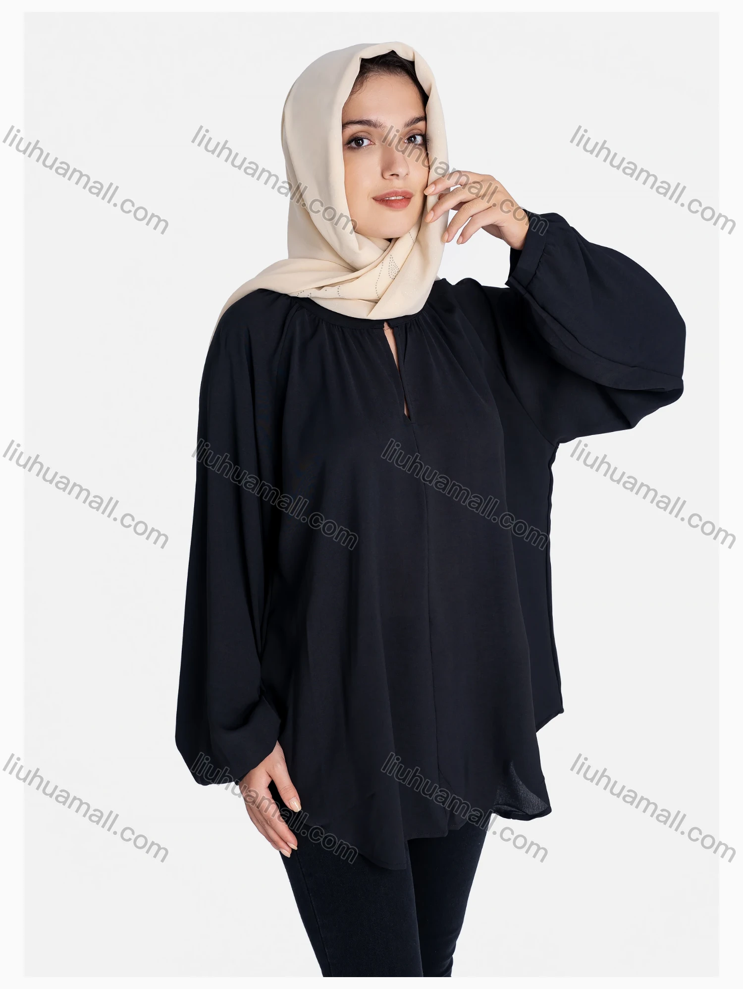 Wholesale Women's Keyhole Neck Loose Fit Plain Long Sleeve Curved Hem Tunic - Liuhuamall