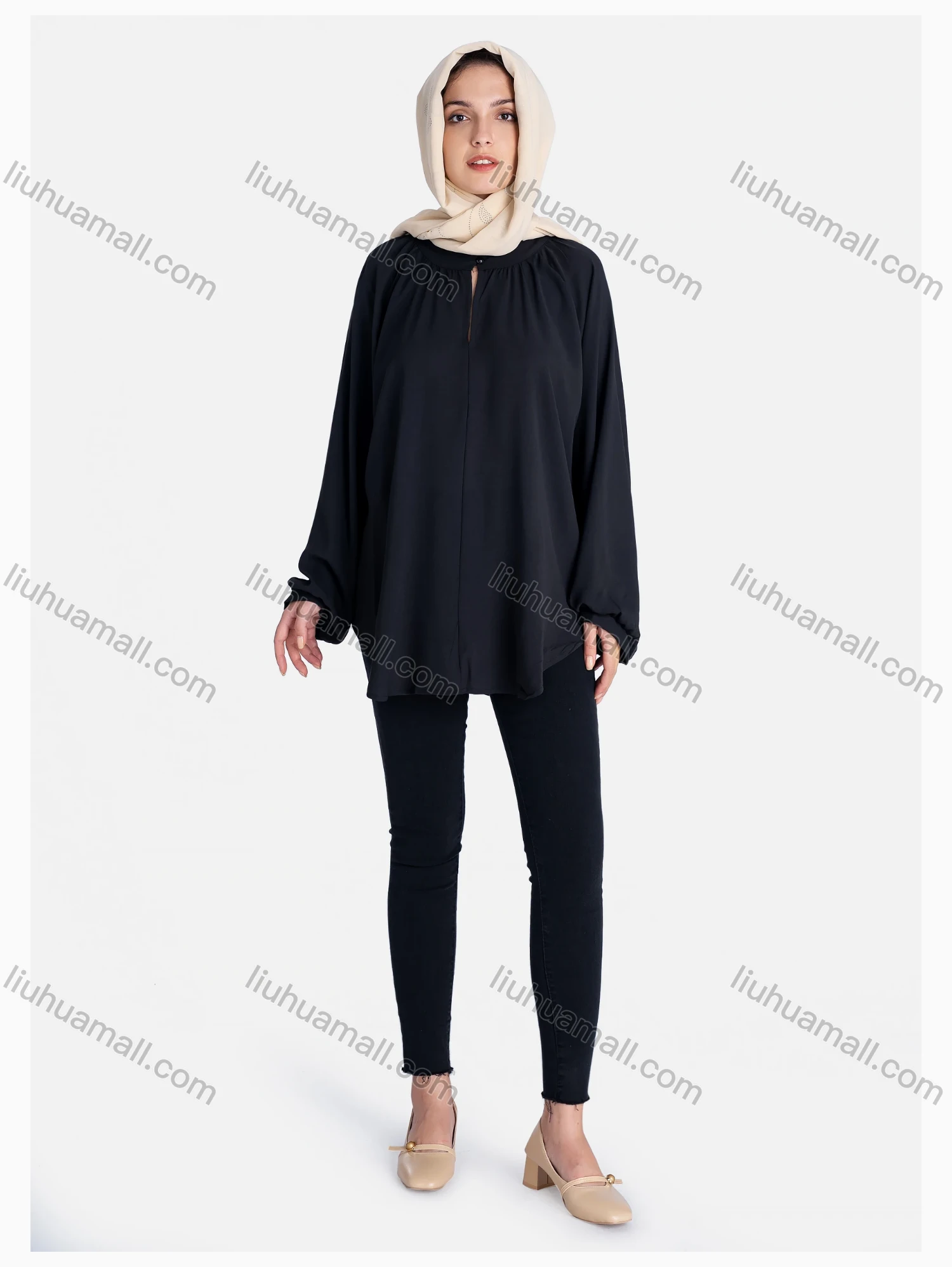 Wholesale Women's Keyhole Neck Loose Fit Plain Long Sleeve Curved Hem Tunic - Liuhuamall