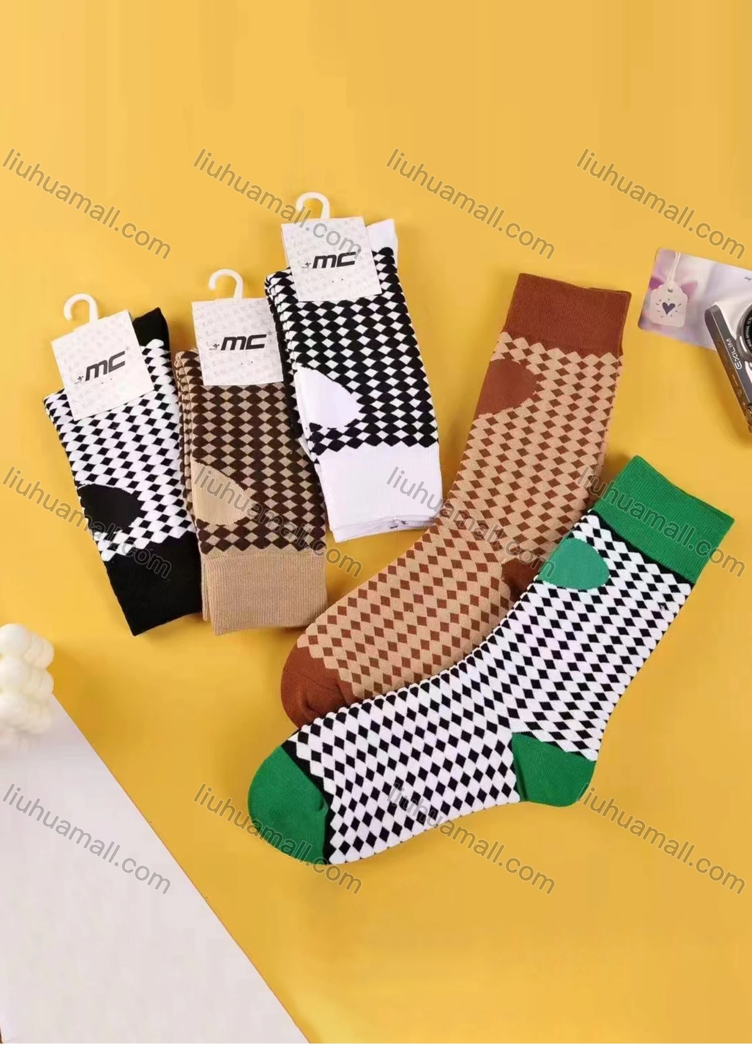 Wholesale Women's Breathable Cushioned Argyle Print Crew Socks - Liuhuamall
