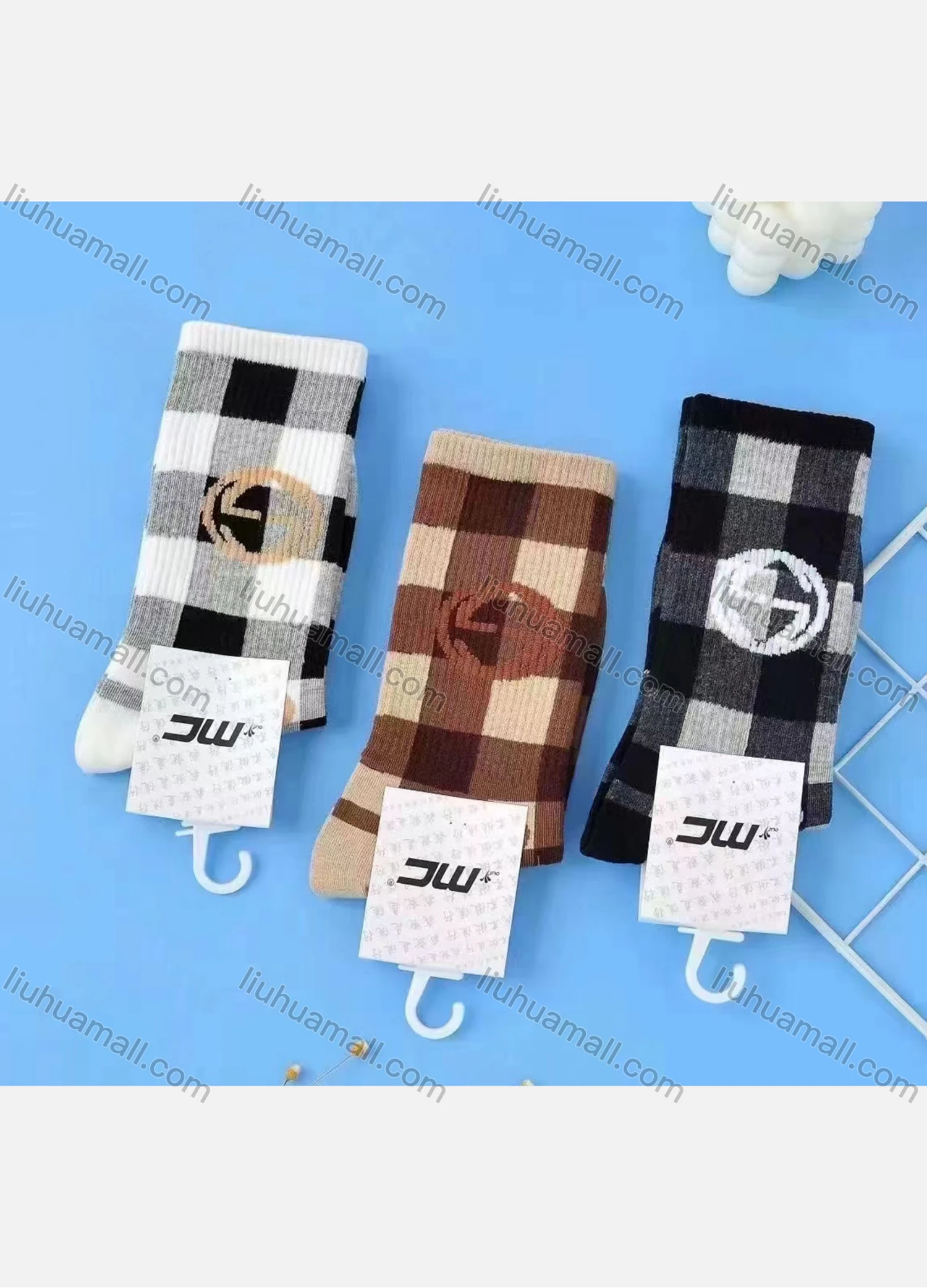 Wholesale Women's Breathable Cushioned Plaid Print Crew Socks - Liuhuamall