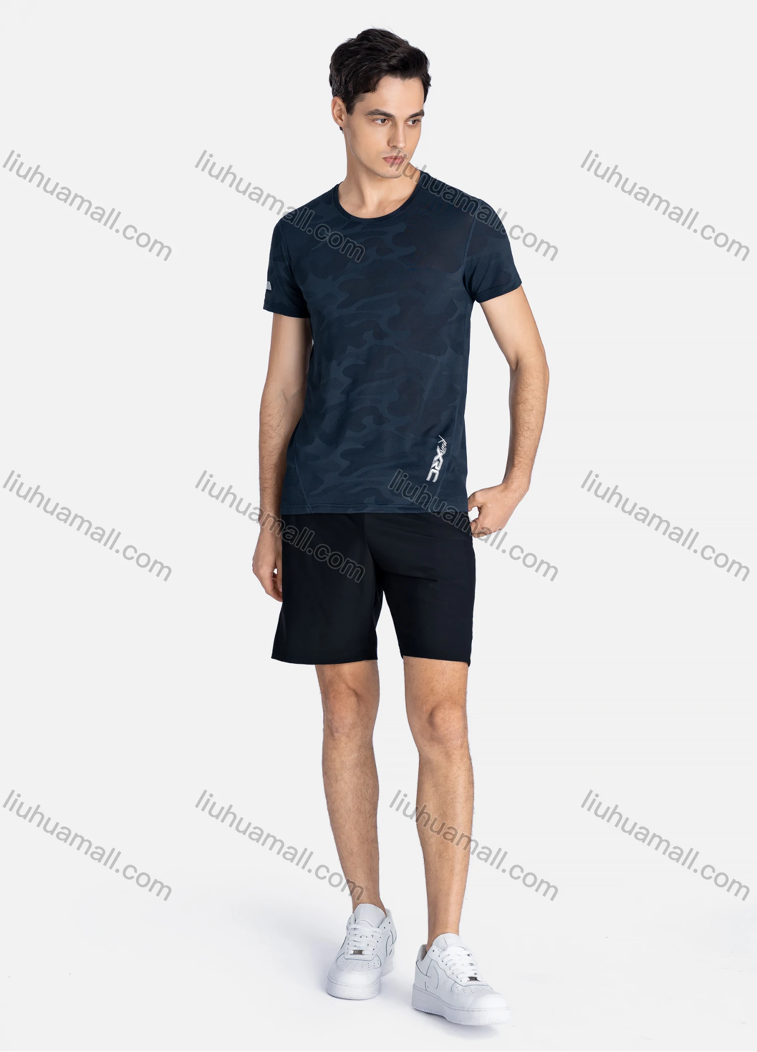Wholesale Men's Sporty Crew Neck Breathable Quick Drying T-shirts - Liuhuamall