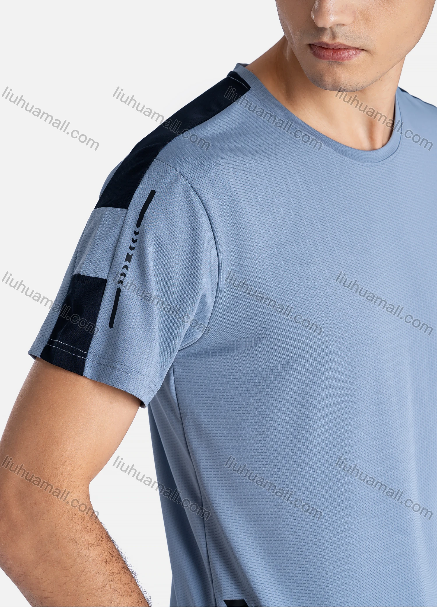 Wholesale Men's Sporty Crew Neck Breathable Contrast Reflective Stripes Quick Drying T-shirts - Liuhuamall