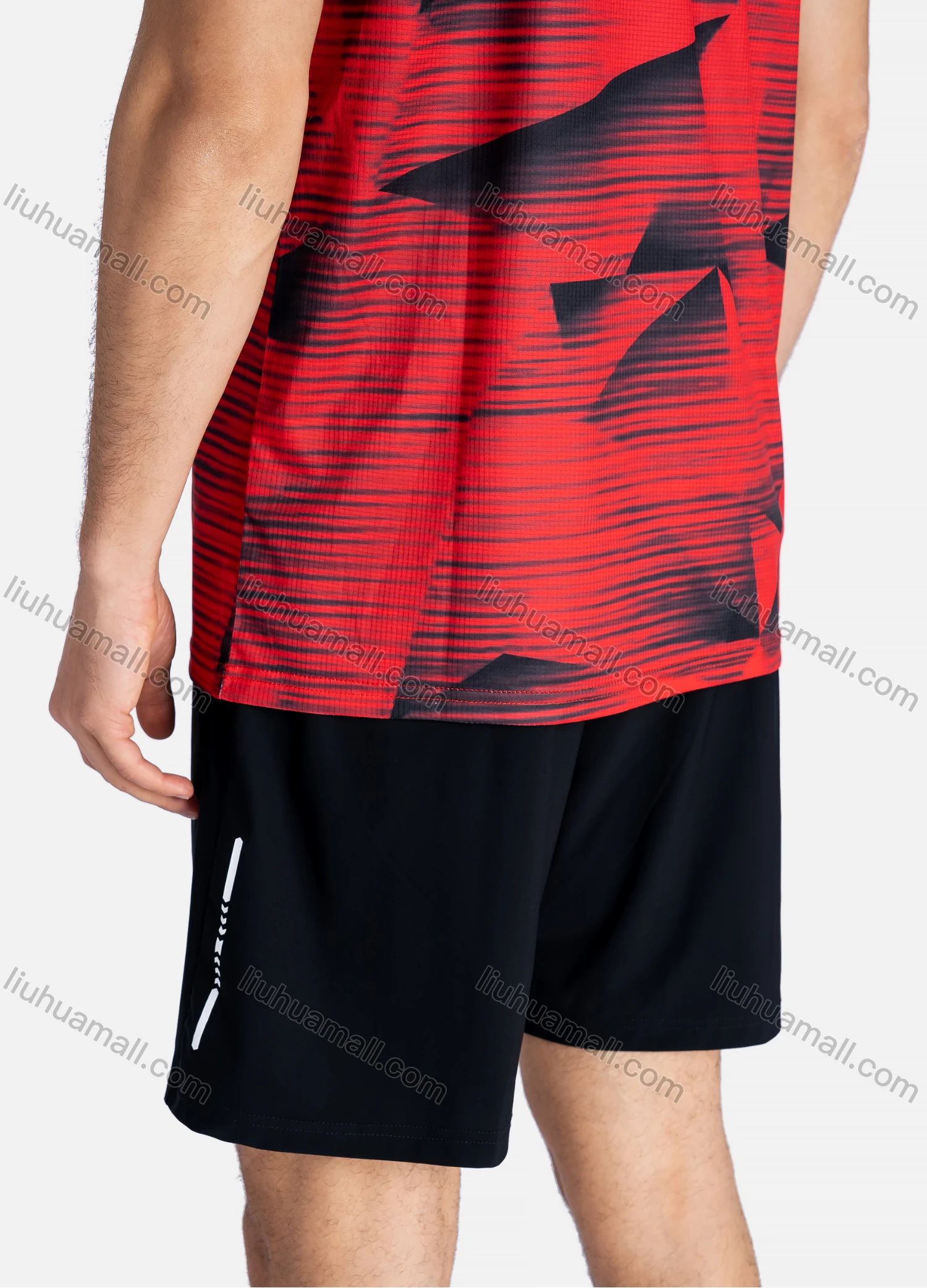 Wholesale Men's Sporty Crew Neck Breathable Geo Print Quick Drying T-shirts - Liuhuamall