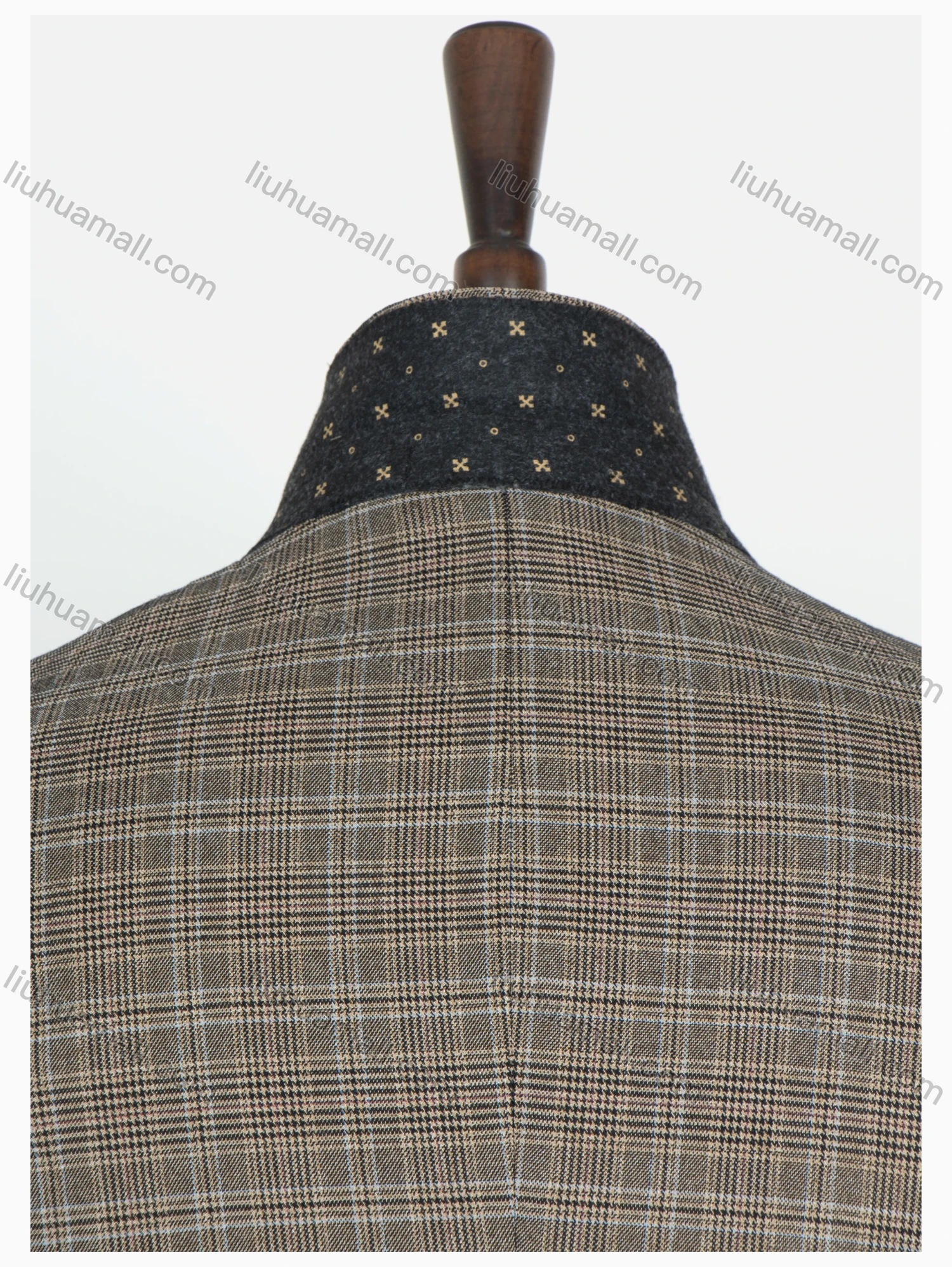 Wholesale Men's Formal Lapel Long Sleeve Two Buttons Flap Pockets Plaid Blazer Jackets - Liuhuamall