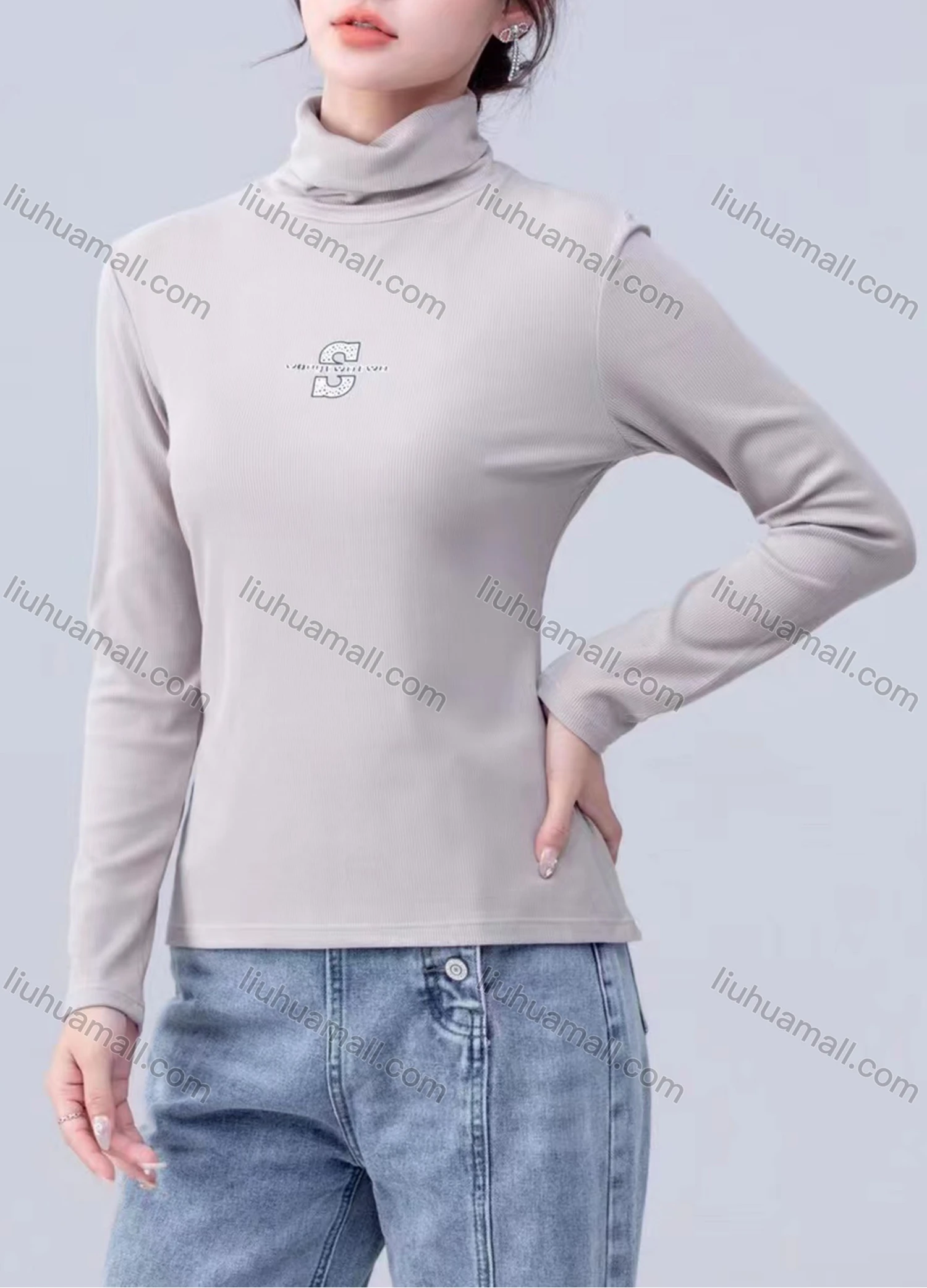 Wholesale Women's Casual Letter Print Turtleneck Long Sleeve Top - Liuhuamall