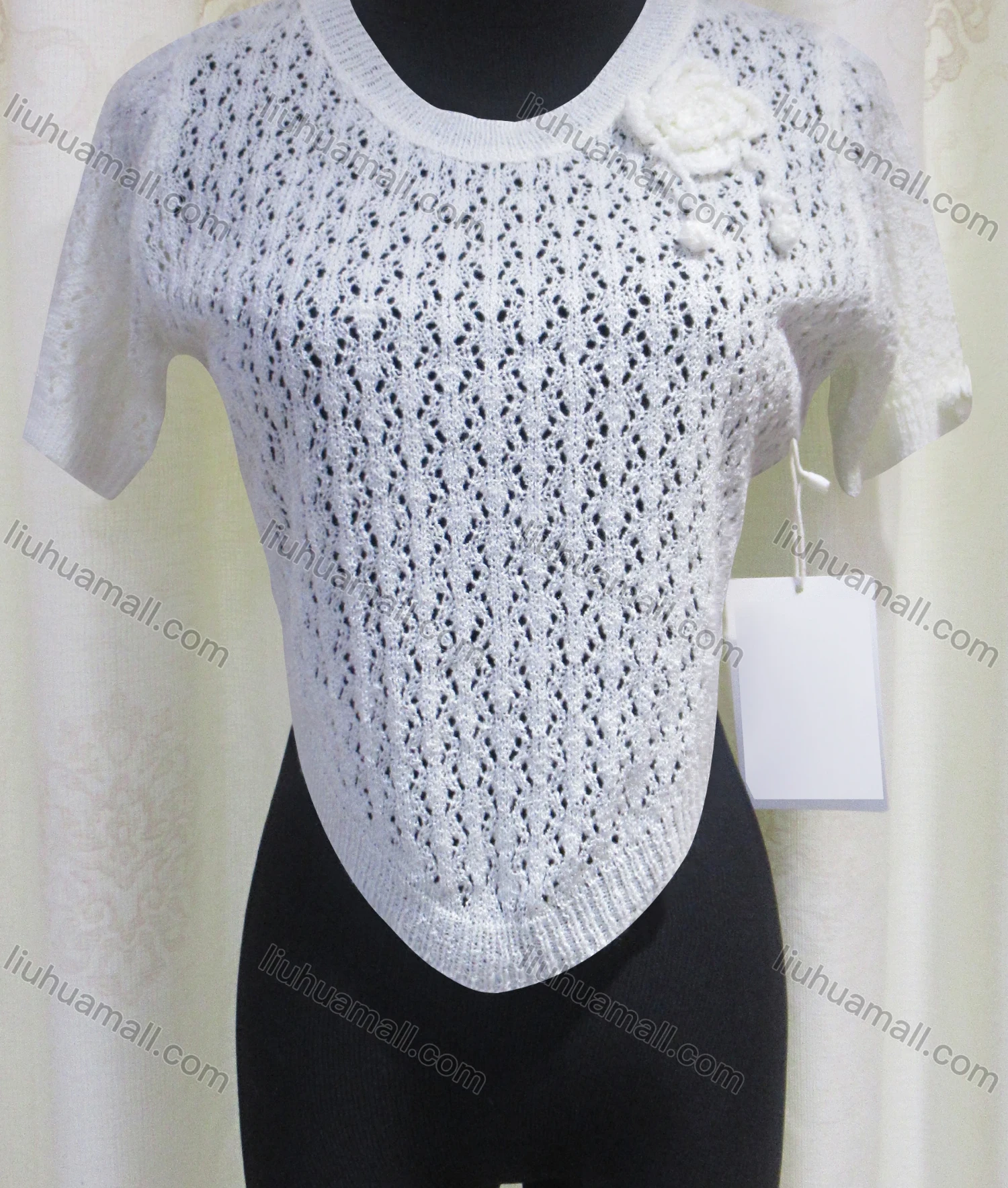 Wholesale Women's Causal Round Neck Hollow Out Curved Hem Plain Floral Knitted Top - Liuhuamall