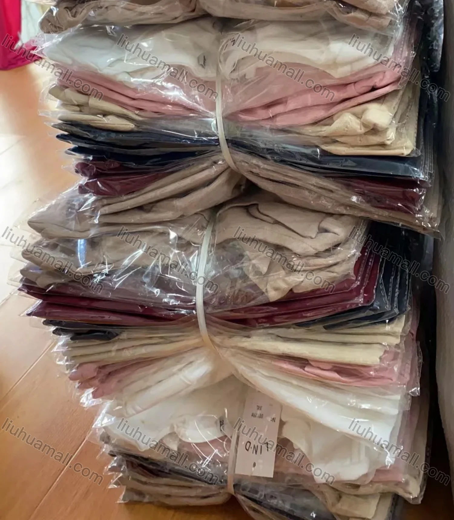 Wholesale Women's Casual V Neck Short Sleeve Rhinestone Blouse - Liuhuamall