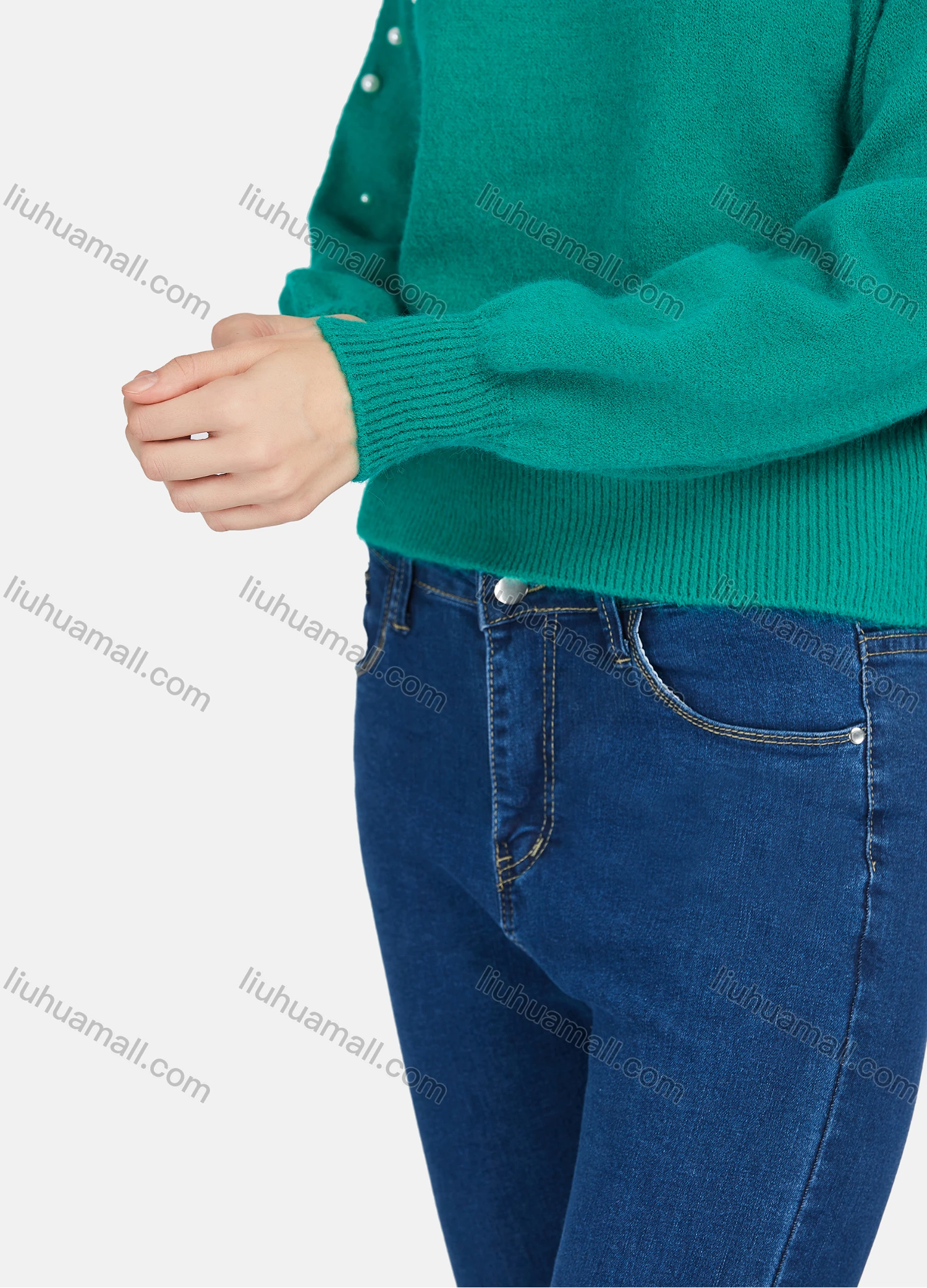 Wholesale Women's Casual Plain Round Neck Pearl Decor Long Sleeve Sweater - Liuhuamall