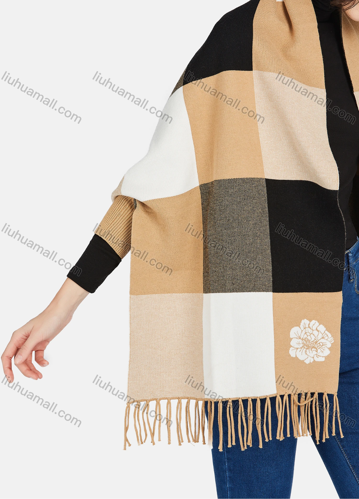 Wholesale Women's Casual Plaid Print Tassel Trim Shawl - Liuhuamall
