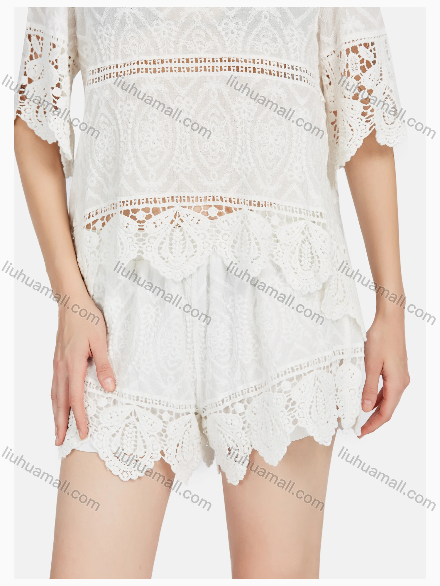 Wholesale Women's Causal Hollow Out Crochet Plain Shorts - Liuhuamall