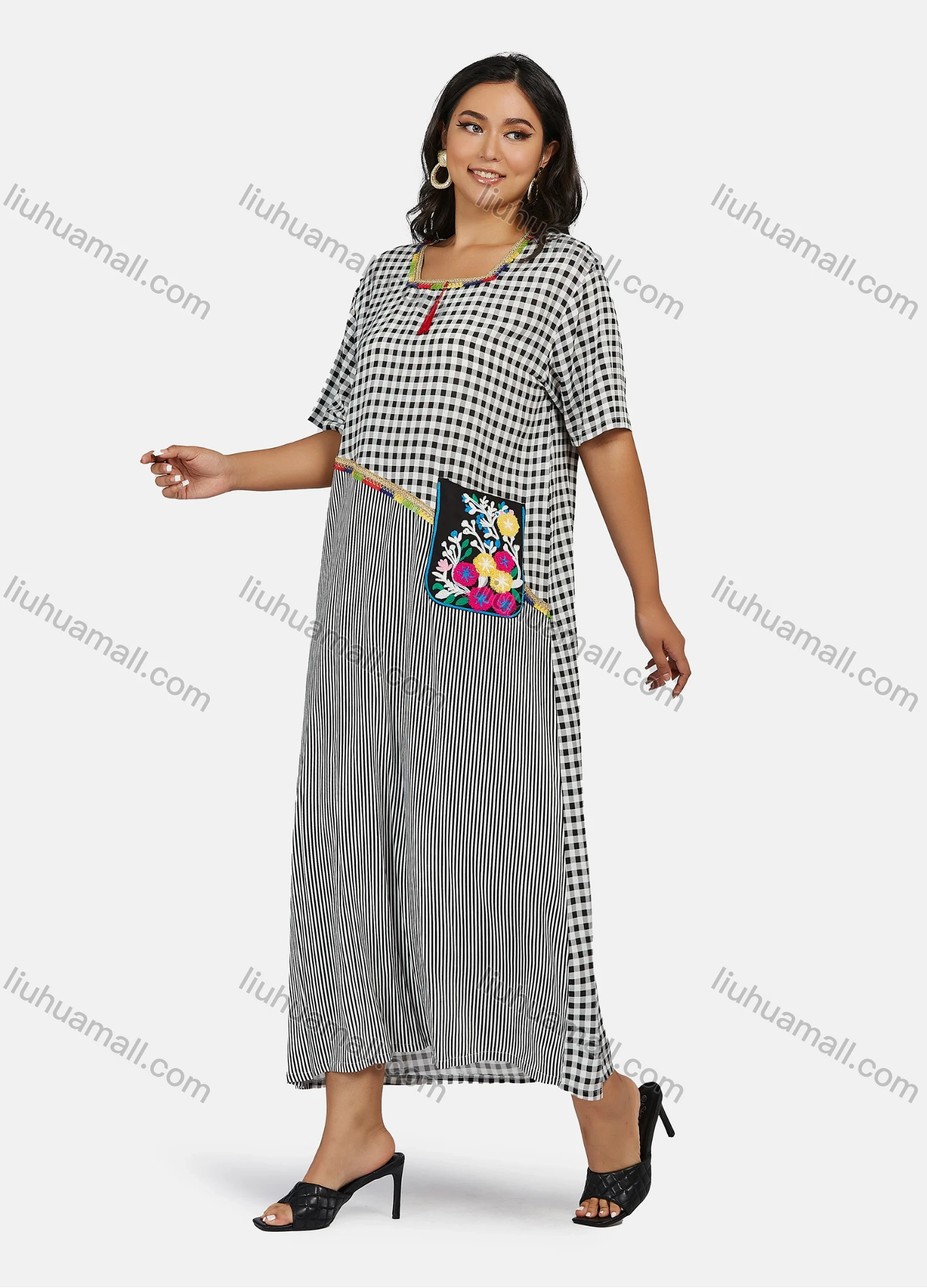 Wholesale Women's Plus Size Short Sleeve Square Neck Striped Gingham Splicing Maxi Dress - Liuhuamall