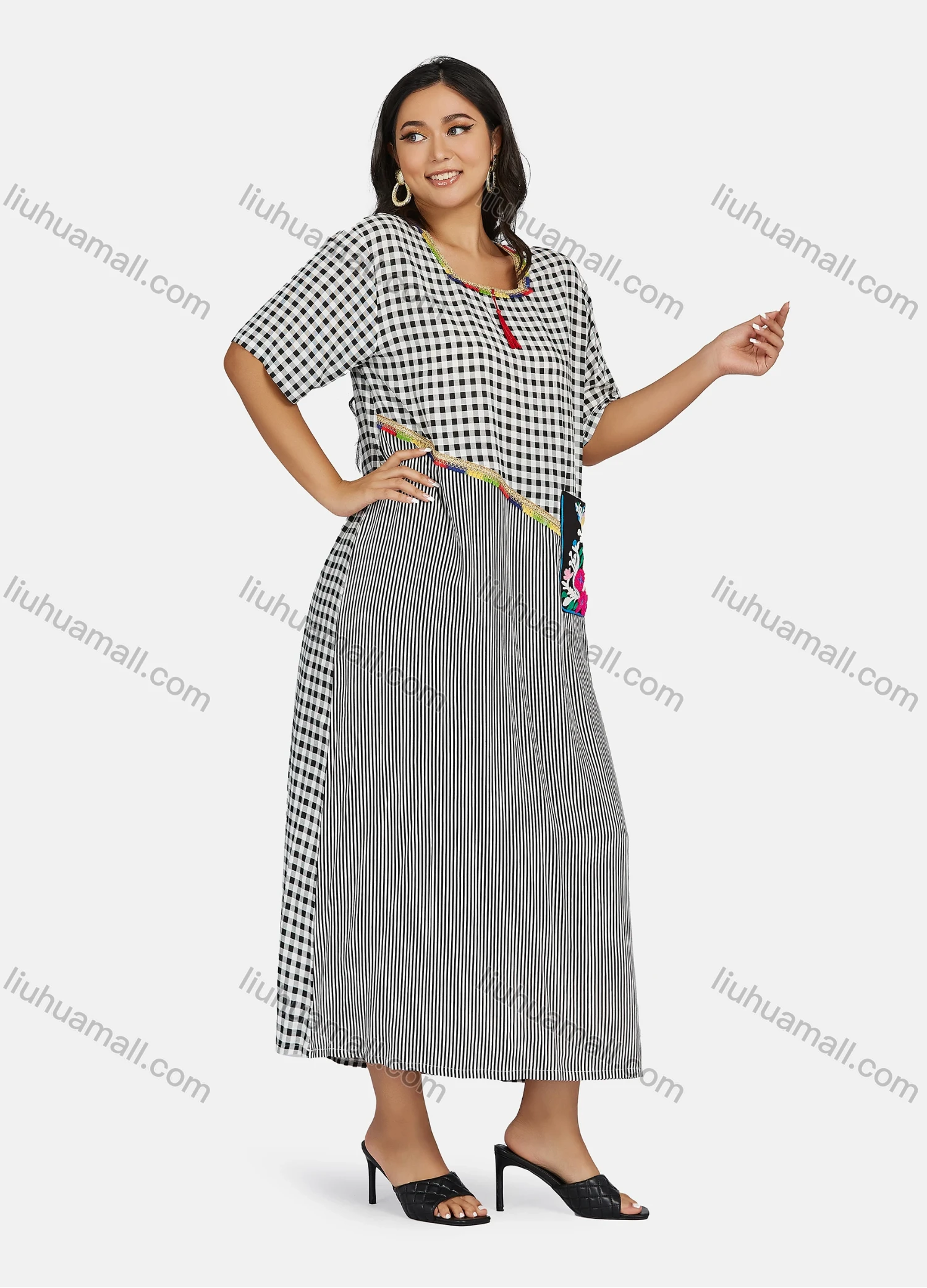 Wholesale Women's Plus Size Short Sleeve Square Neck Striped Gingham Splicing Maxi Dress - Liuhuamall