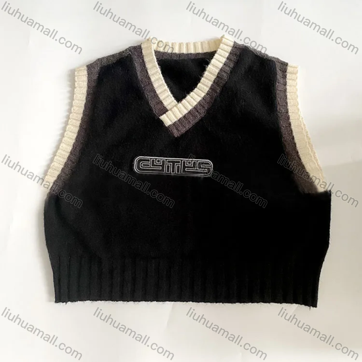 Wholesale Women's Casual Letter Applique V Neck Crop Tank Top T0481# - Liuhuamall