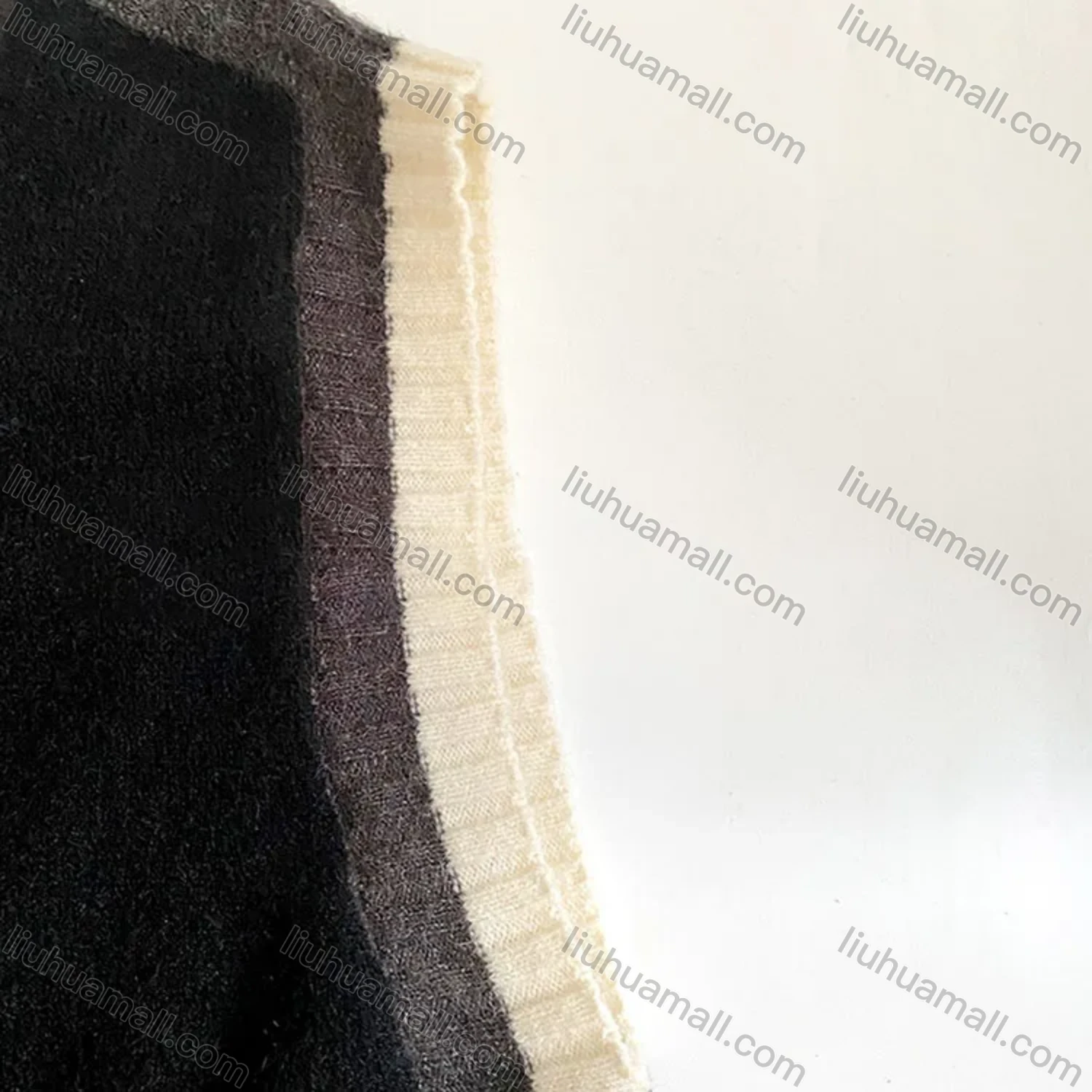 Wholesale Women's Casual Letter Applique V Neck Crop Tank Top T0481# - Liuhuamall