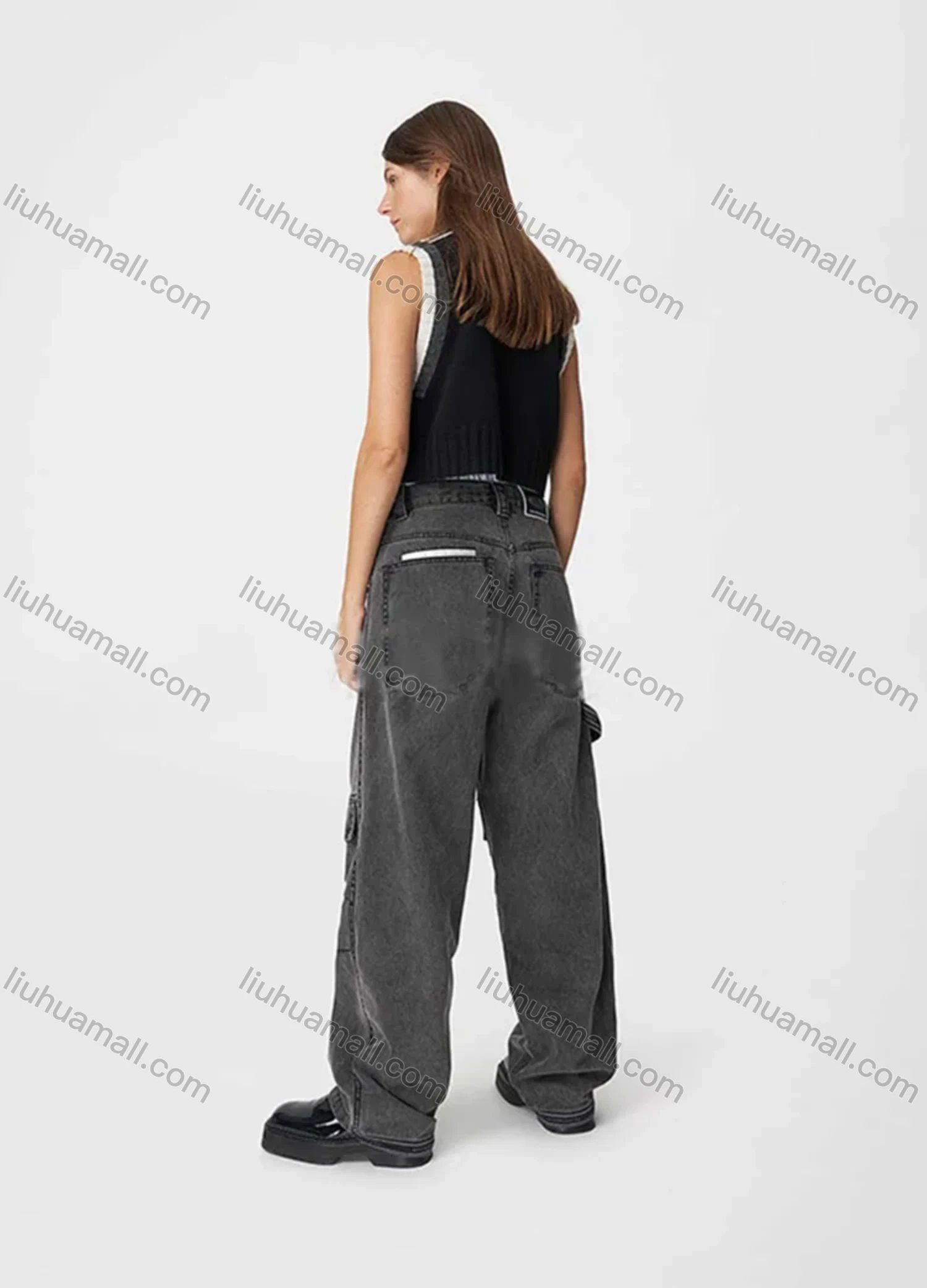 Wholesale Women's Casual Letter Applique V Neck Crop Tank Top T0481# - Liuhuamall