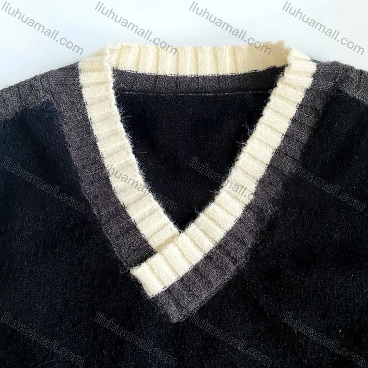 Wholesale Women's Casual Letter Applique V Neck Crop Tank Top T0481# - Liuhuamall