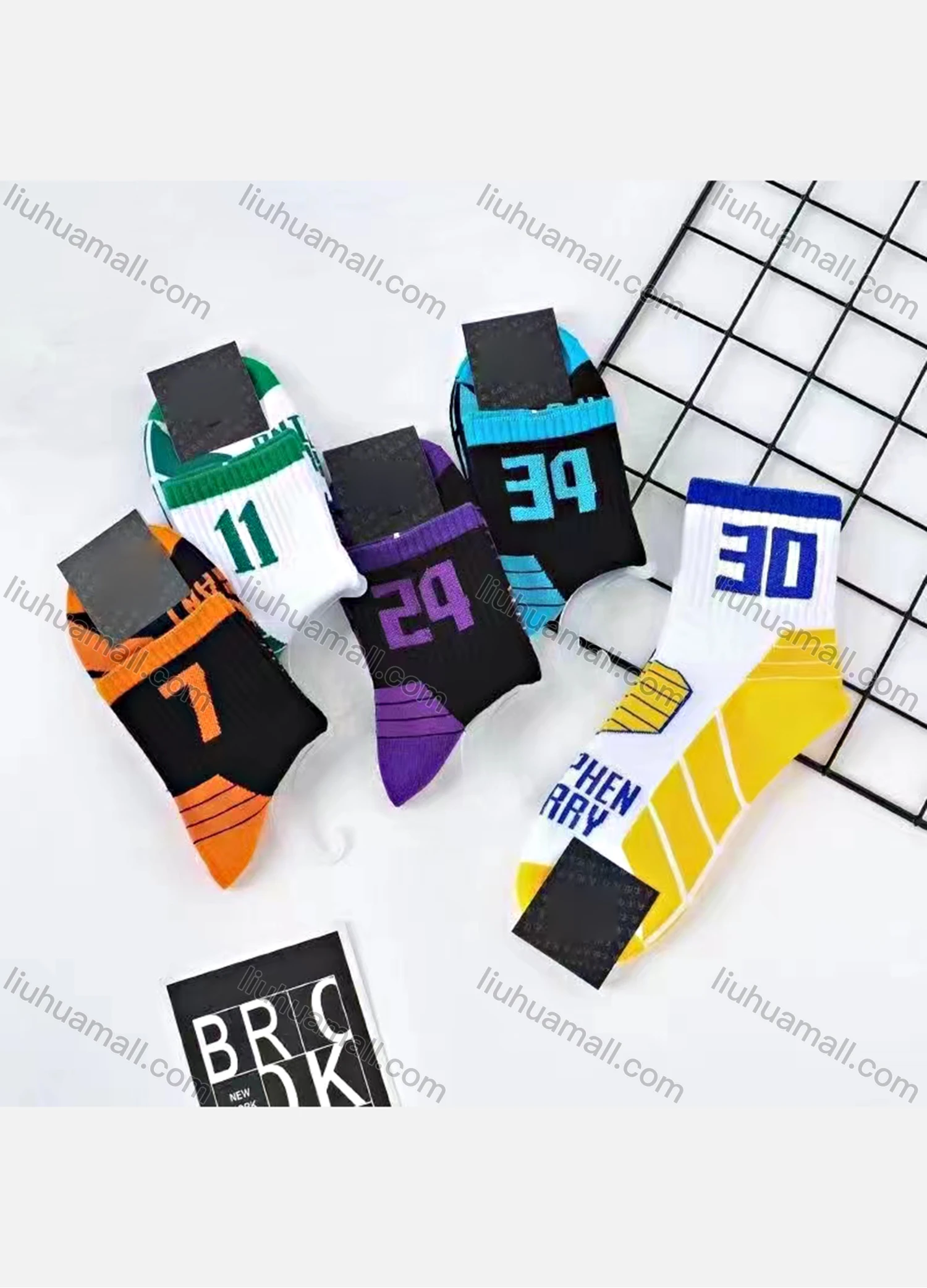 Wholesale Men's Softy Colorblock Letter Print Cushioned Ankle Socks - Liuhuamall