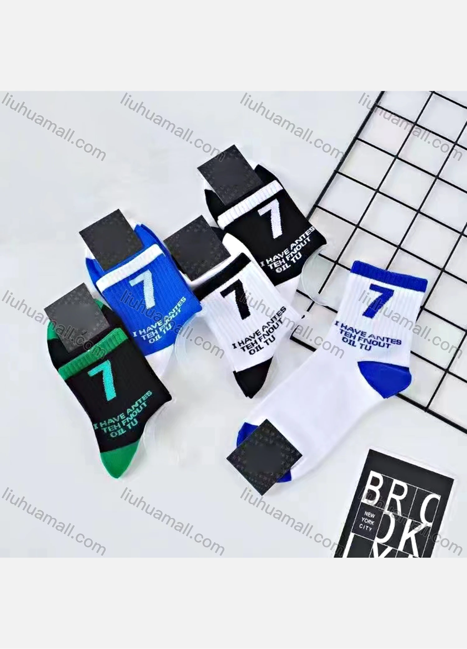 Wholesale Men's Softy Colorblock Letter Print Cushioned Ankle Socks - Liuhuamall