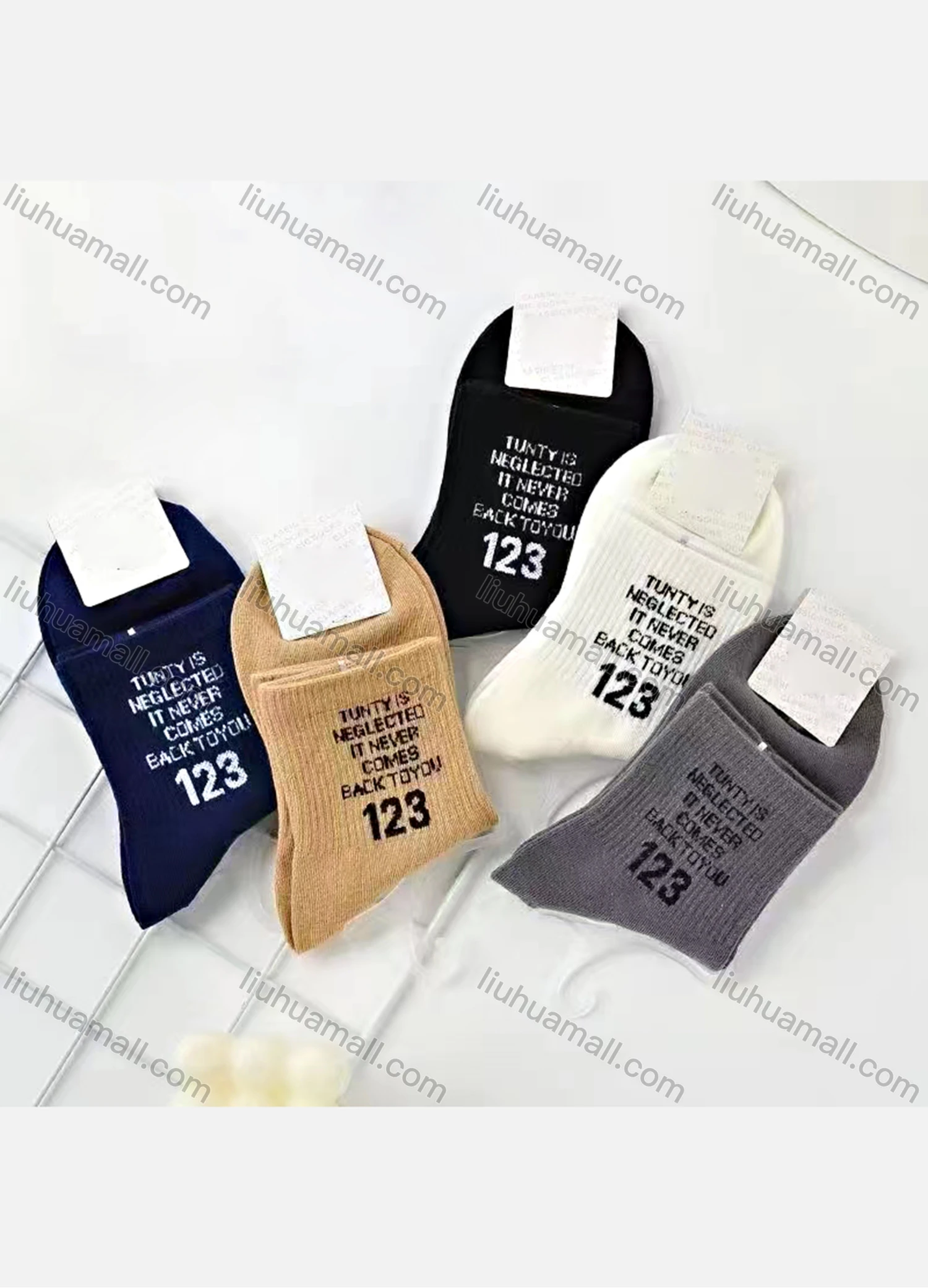 Wholesale Women's Casual Letter Print Cushioned Ankle Socks - Liuhuamall