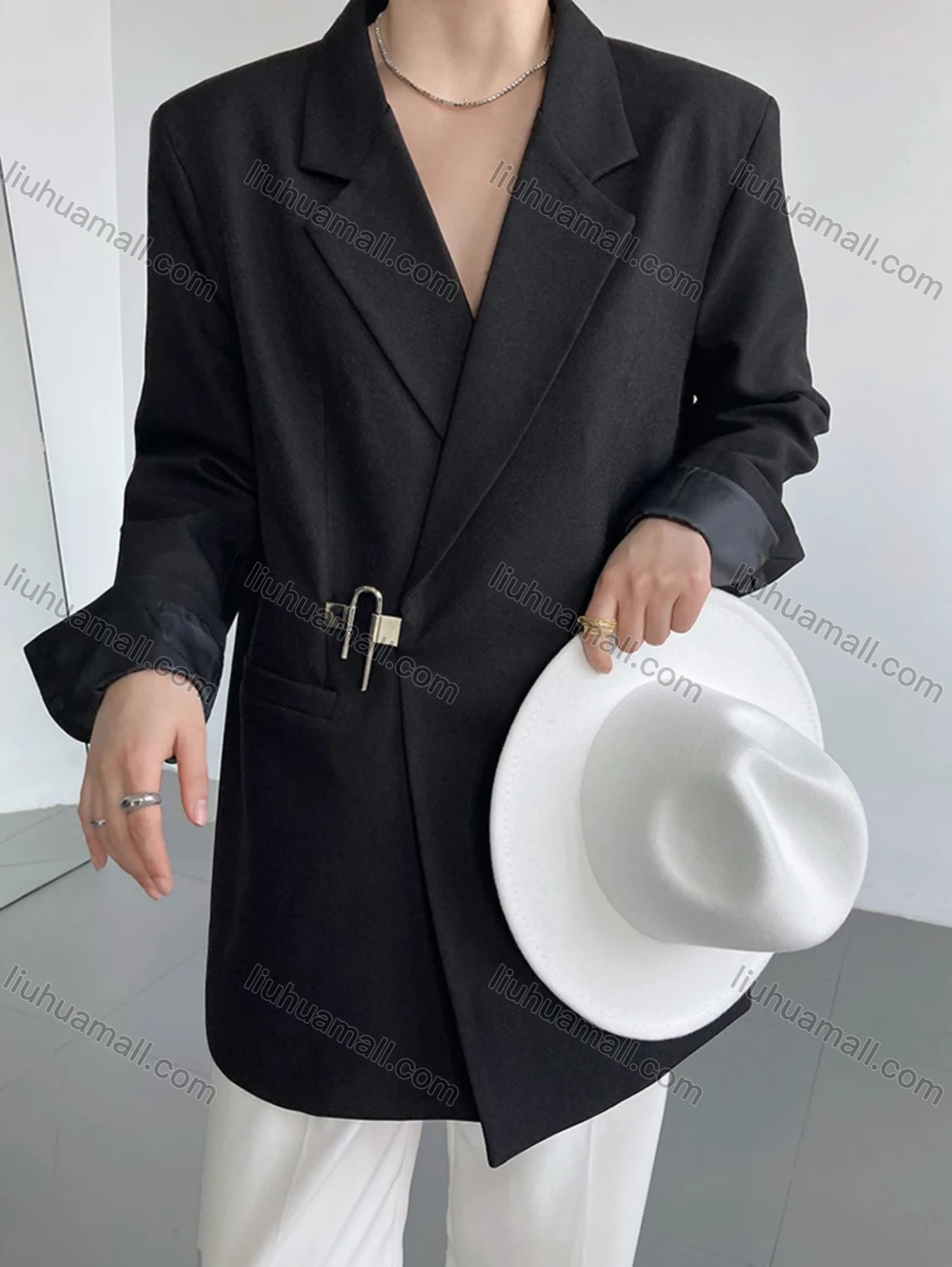 Wholesale Women's Plain Lapel Long Sleeve Metal Buckle Suit Jacket 325# - Liuhuamall