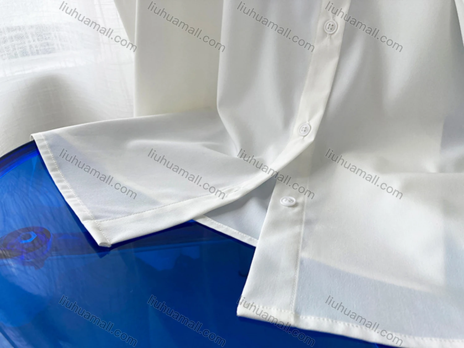 Wholesale Women's Casual Plain Back Button Down Long Sleeve Patch Pocket Shirts - Liuhuamall
