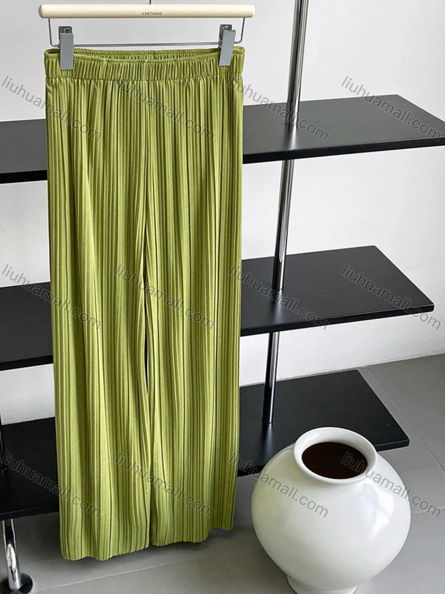 Wholesale Women's Casual Plain Pleated Wide Leg pants - Liuhuamall