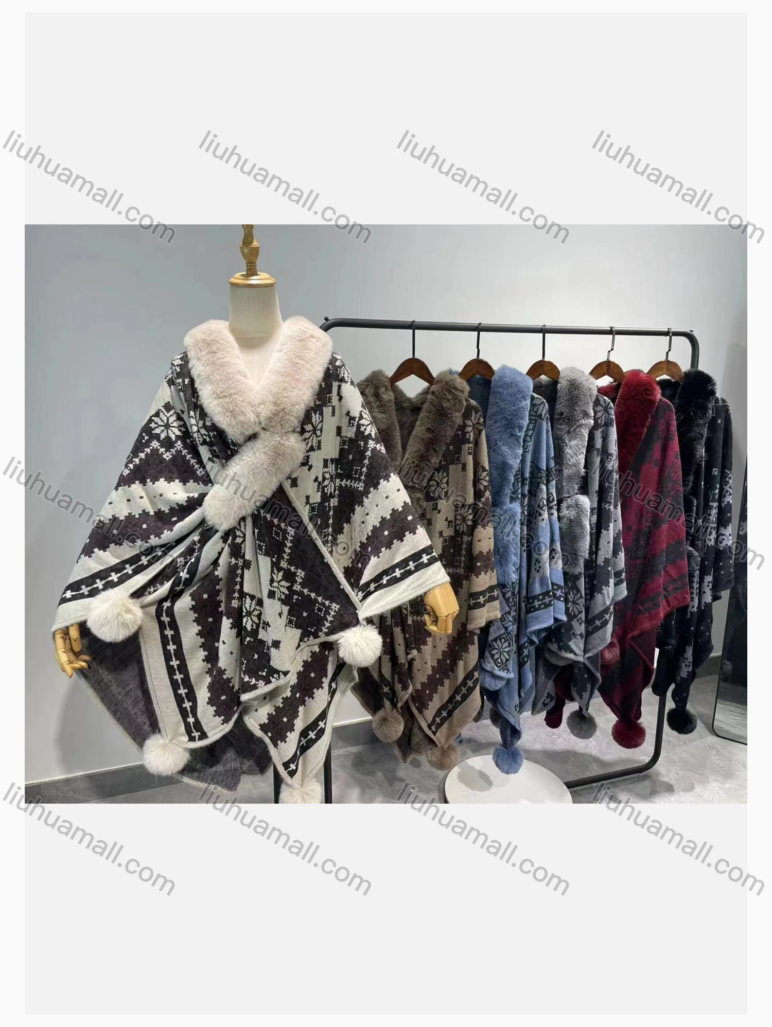Wholesale Women's Causal Fashion Allover Print Fuzzy Cape - Liuhuamall