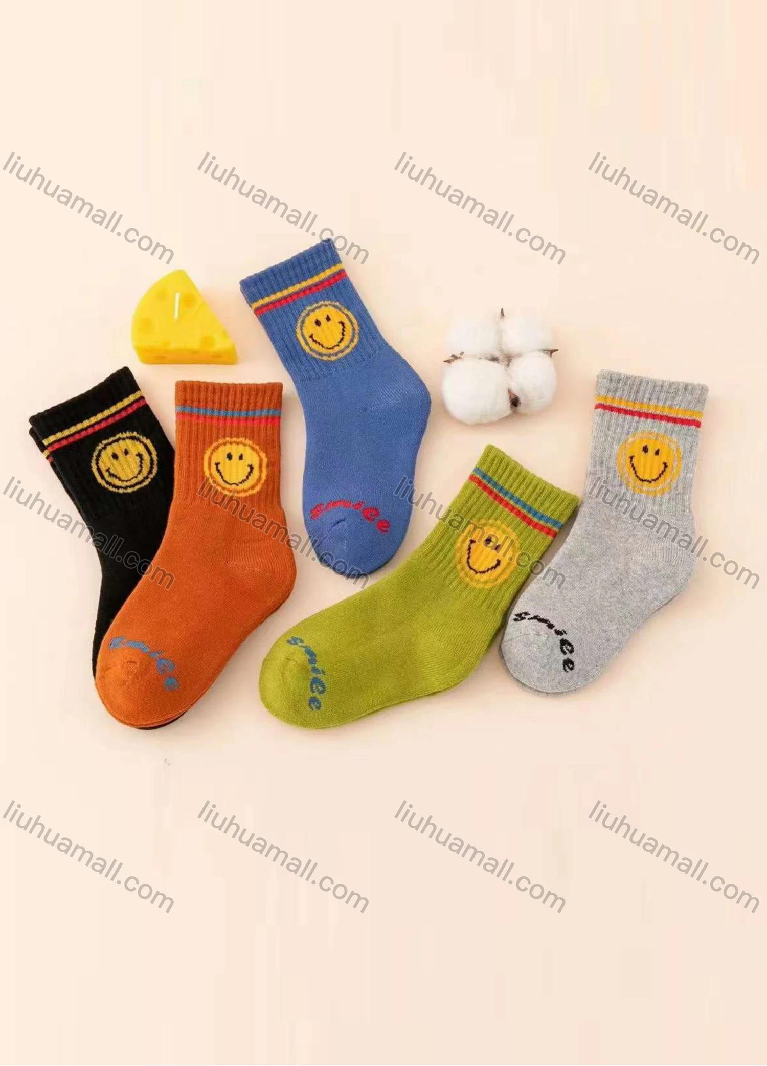 Wholesale Kid's Comfy Cartoon Print Crew Medium Cotton Socks (10 pairs of socks in one package) - Liuhuamall