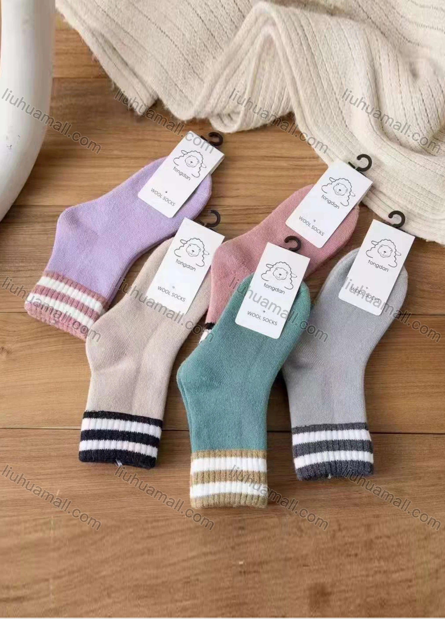 Wholesale Kid's Comfy Striped Crew Medium Cashmere Socks (10 pairs of socks in one package) - Liuhuamall