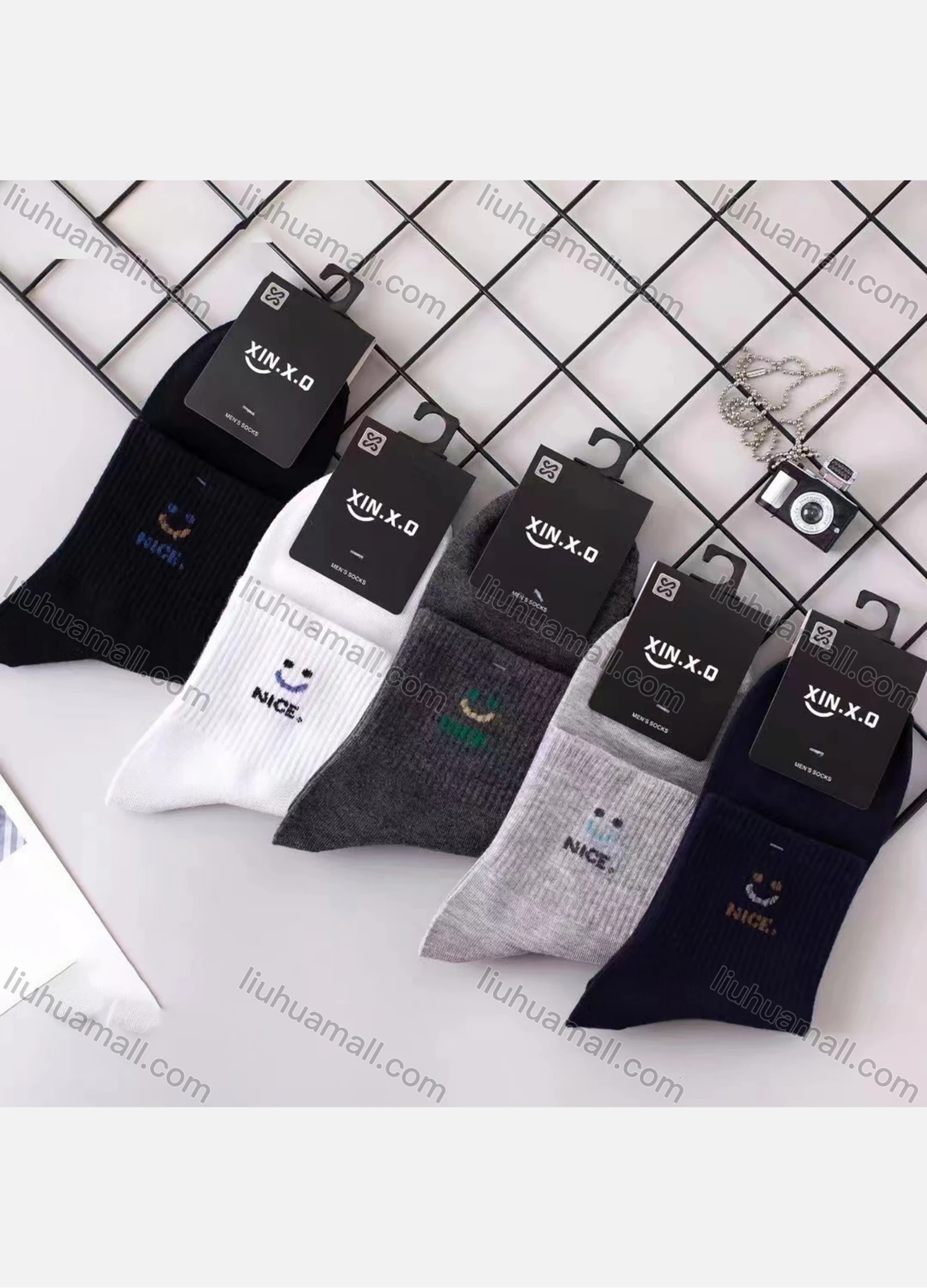 Wholesale Women's Comfy Crew Mediun Cotton Socks (10 pairs of socks in one package) - Liuhuamall