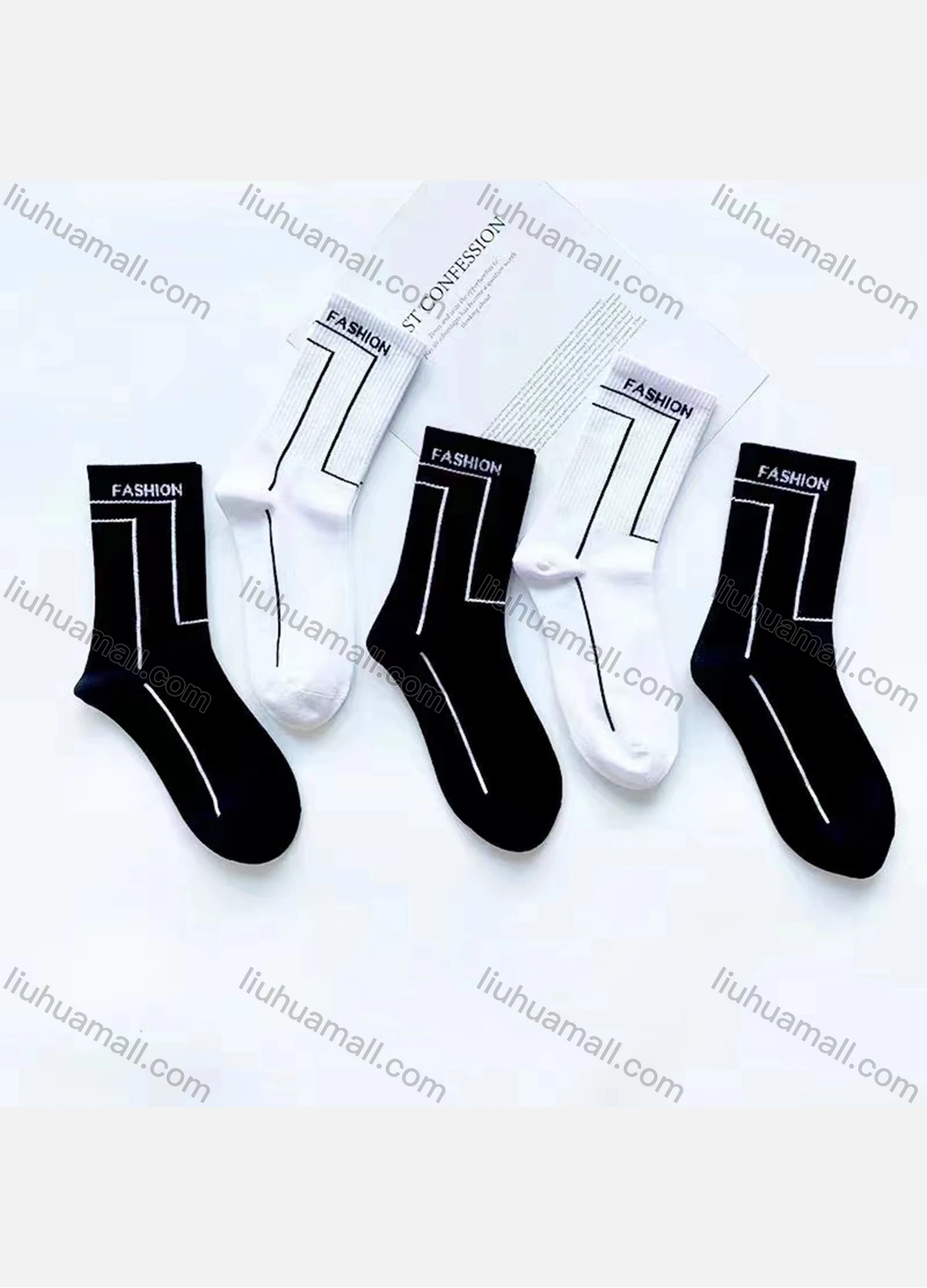 Wholesale Women's Comfy Striped Crew Mediun Cotton Socks (10 pairs of socks in one package) - Liuhuamall