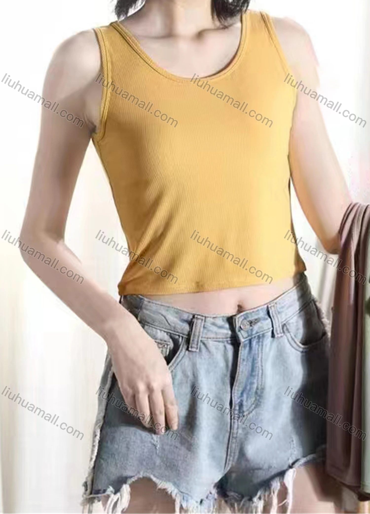 Wholesale Women's Casual Scoop Neck Sleeveless Plain Crop Tank Tops - Liuhuamall