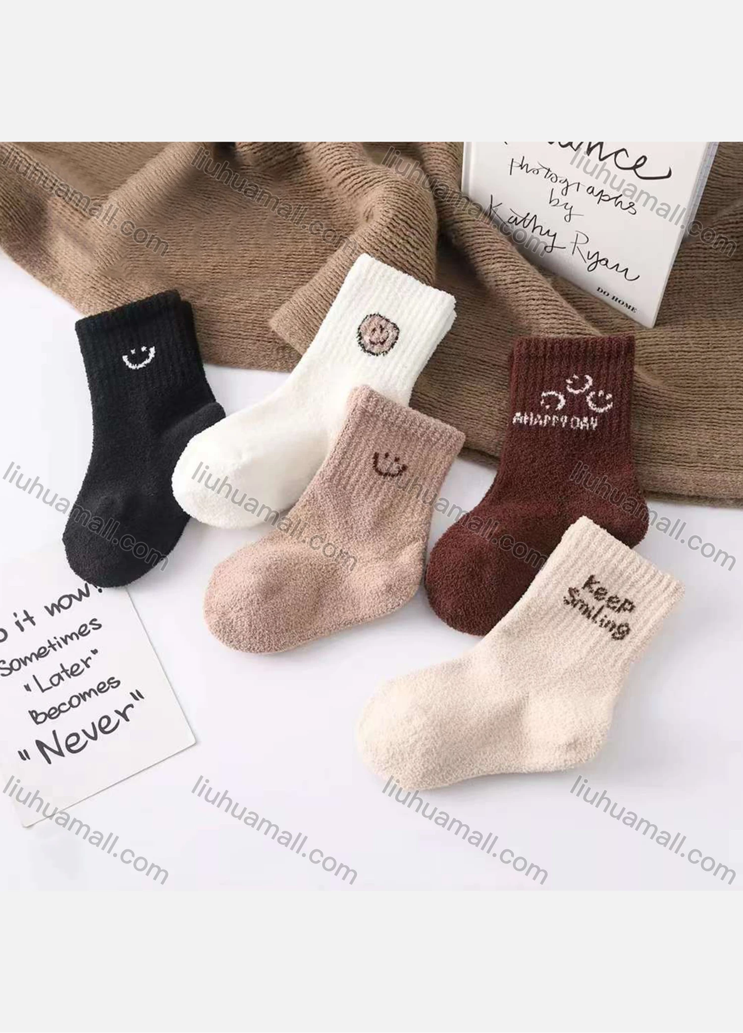 Wholesale Kid's Cute Smilely Face Letter Graphic Crew Ankle Cotton Socks (10 Piece of Pack ) - Liuhuamall