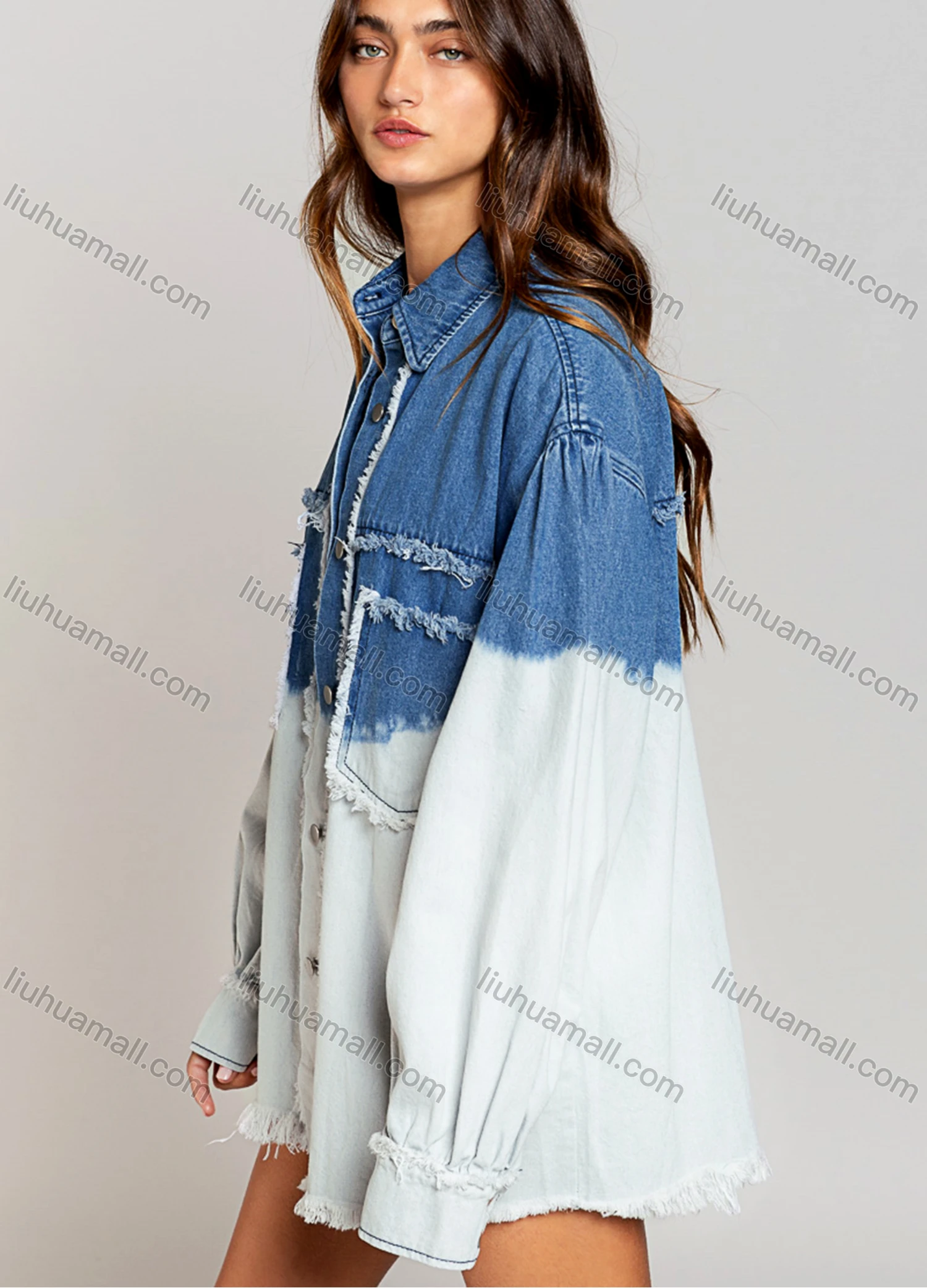Wholesale Women's Casual Gradient Frayed Raw Button Down Long Sleeve Denim Jacket - Liuhuamall