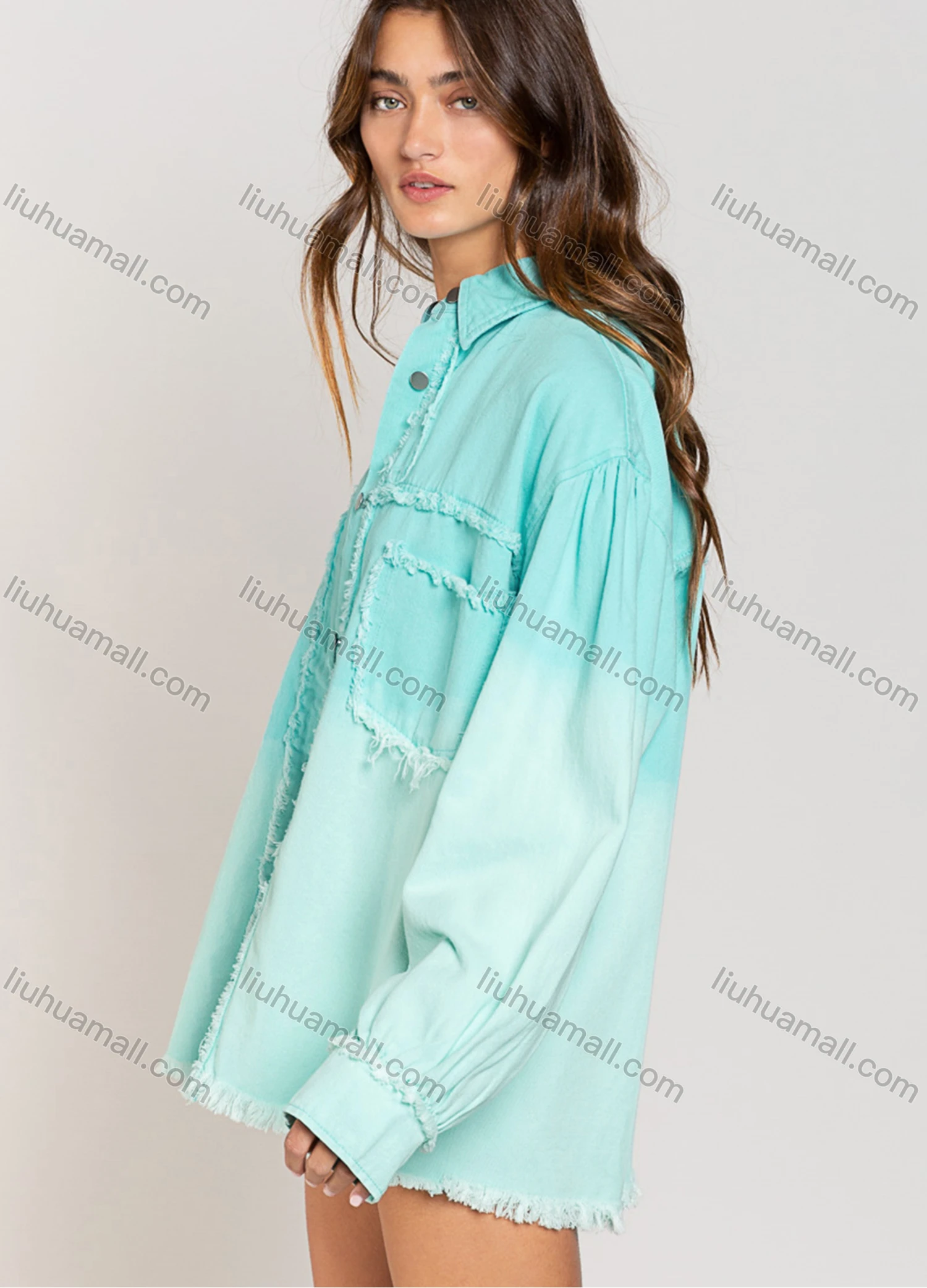 Wholesale Women's Casual Gradient Frayed Raw Button Down Long Sleeve Denim Jacket - Liuhuamall