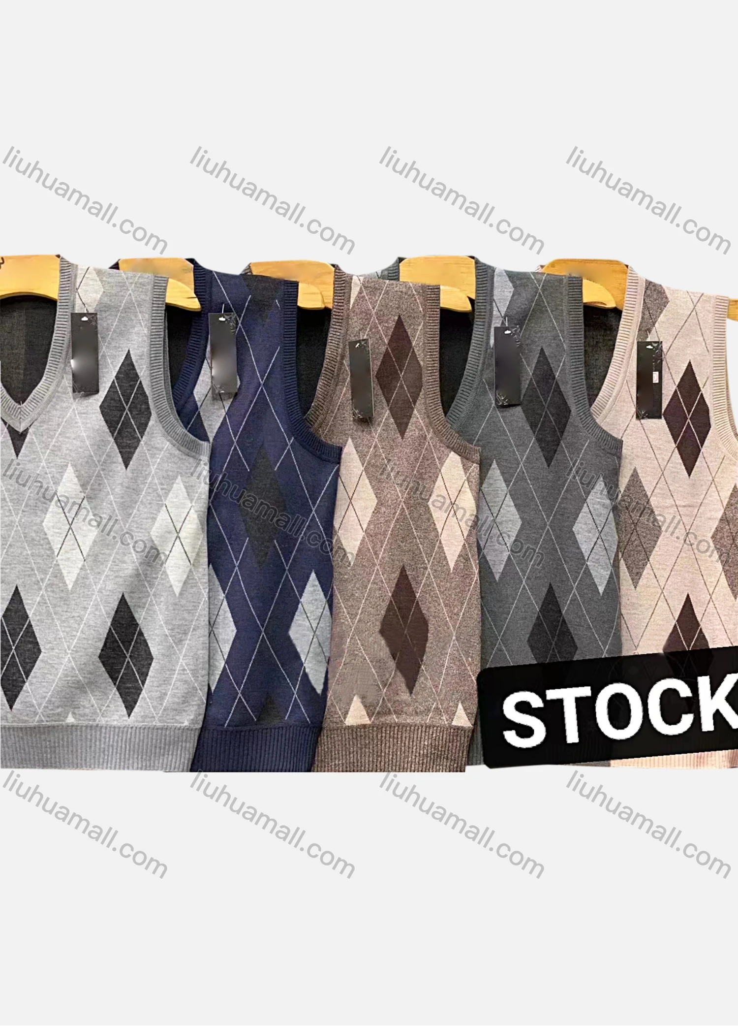Wholesale Men's Casual Argyle Print V Neck Sweater Vest - Liuhuamall