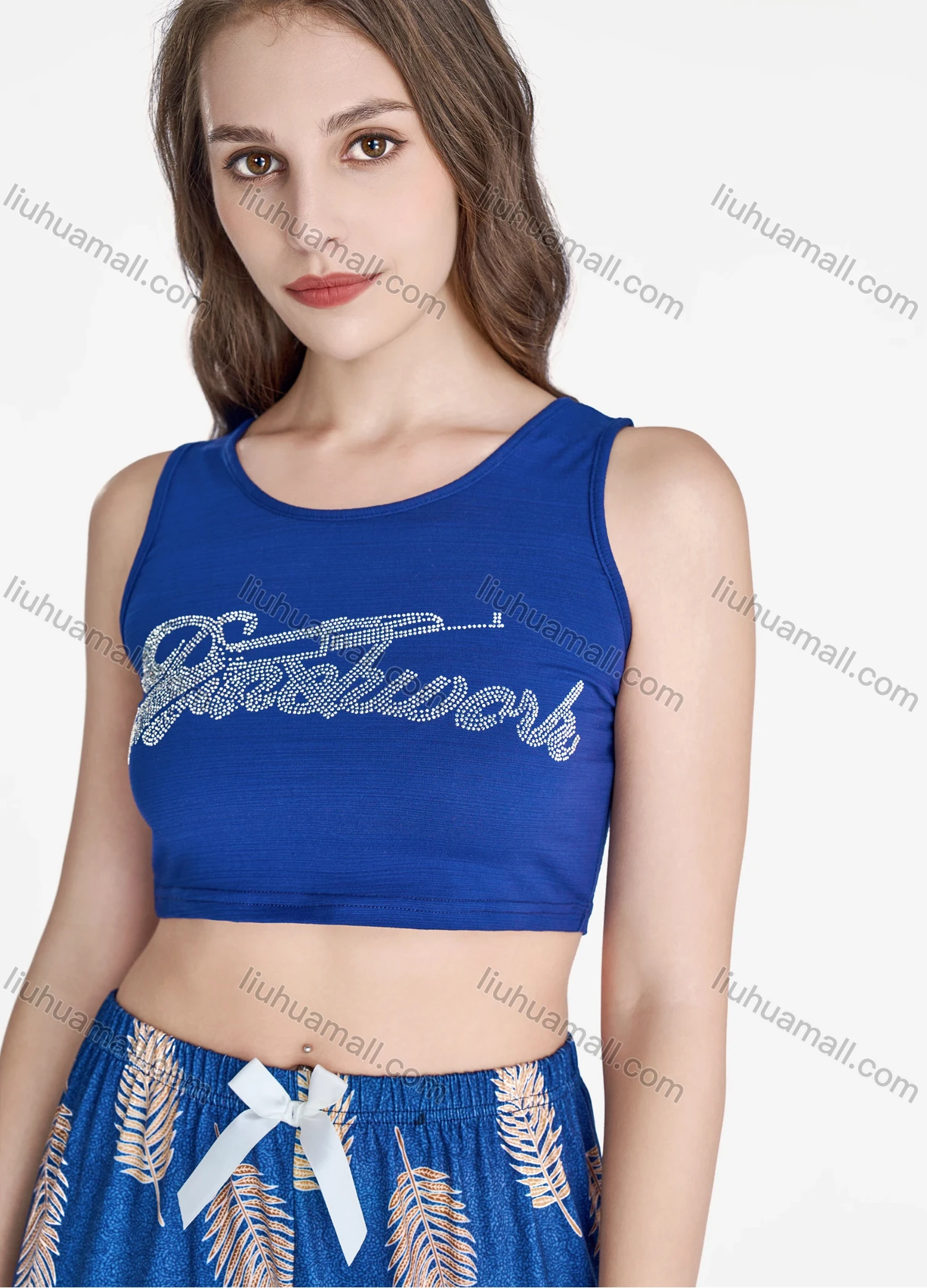 Wholesale Women's Casual Rhinestone Letter Crop Tank Tops & Allover Leaf Print Pants 2 Piece Set Lounge Pajama Suit - Liuhuamall