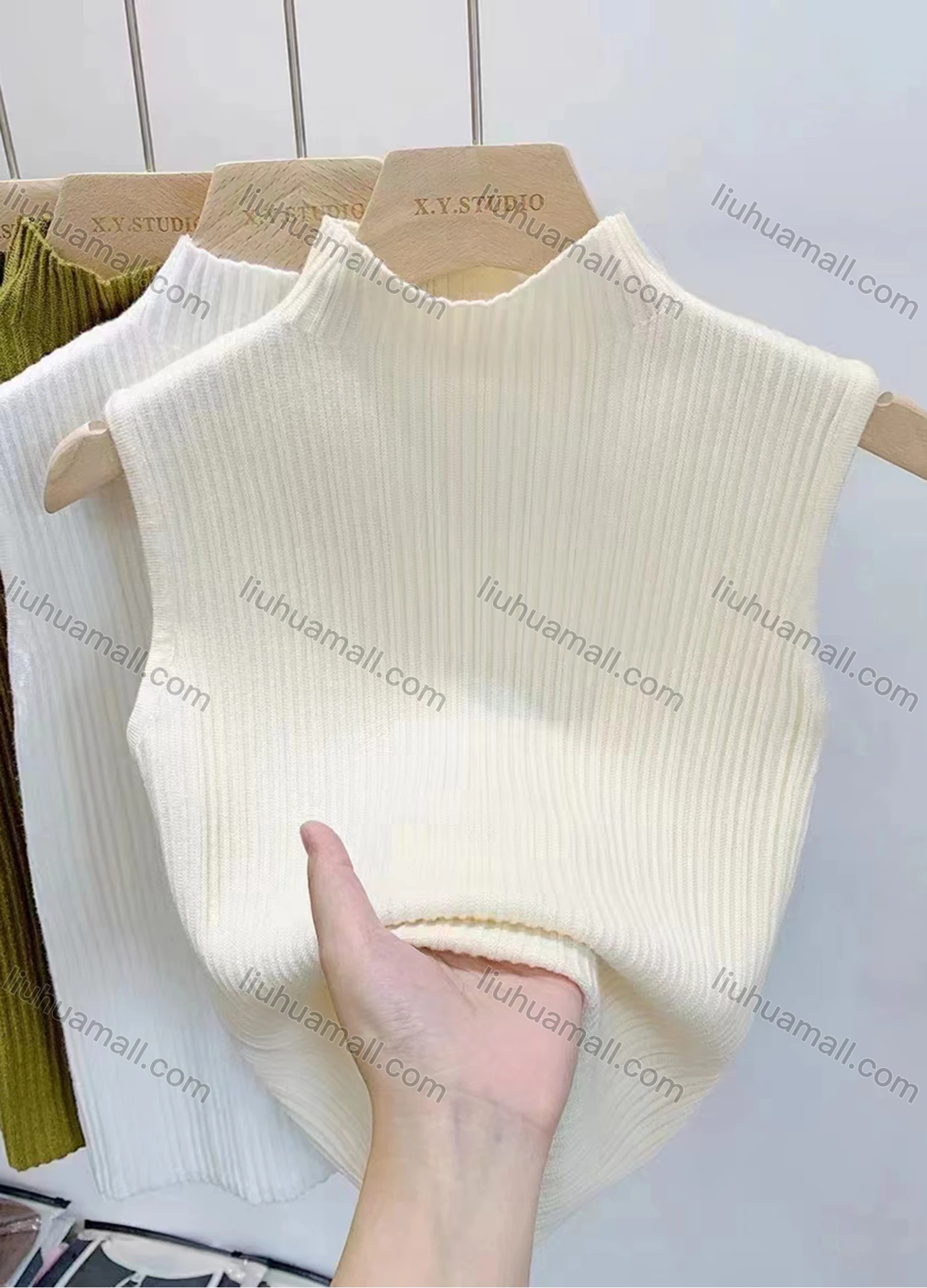 Wholesale Women's Casual Plain Mock Neck Rib-knit Tank Top - Liuhuamall