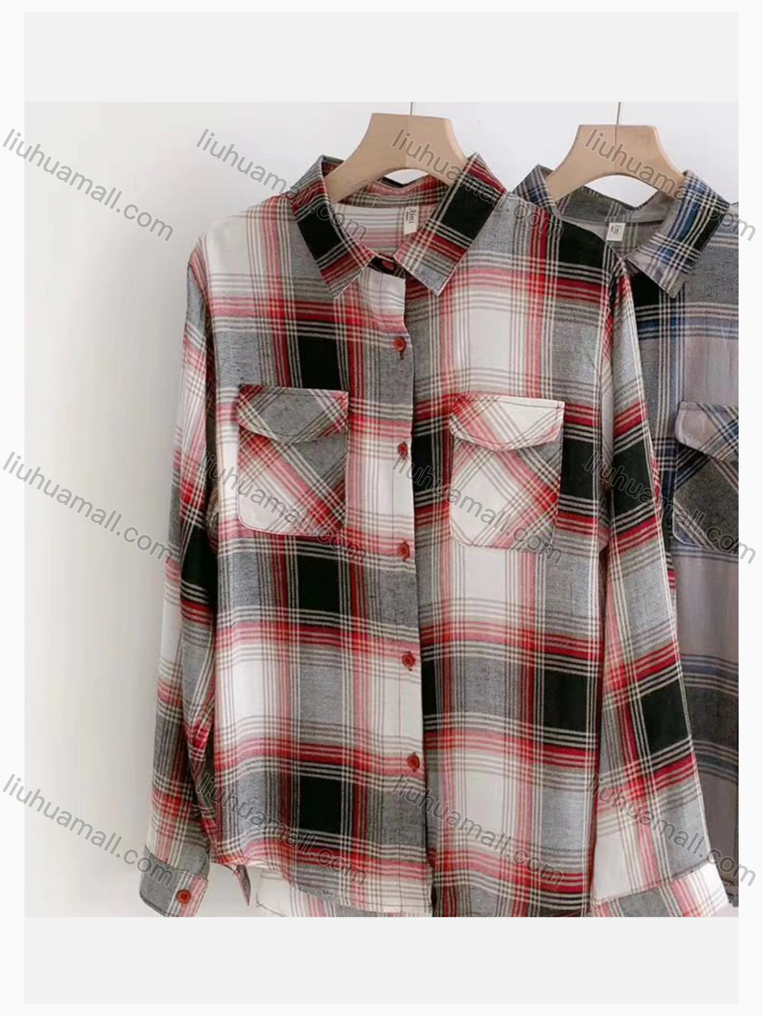 Wholesale Women's Collared Loose Fit Plaid Print Flap Pockets Long Sleeve Shirt 0823# - Liuhuamall