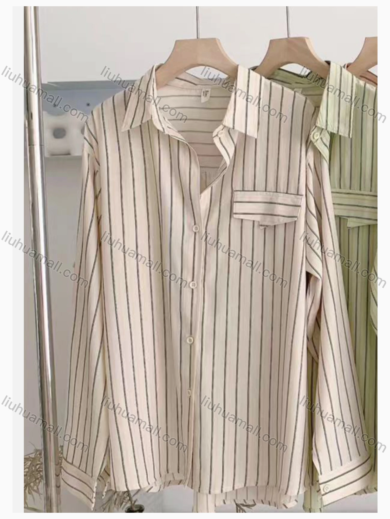 Wholesale Women's Collared Loose Fit Striped Print Fake Pockets Long Sleeve Shirt 1568# - Liuhuamall