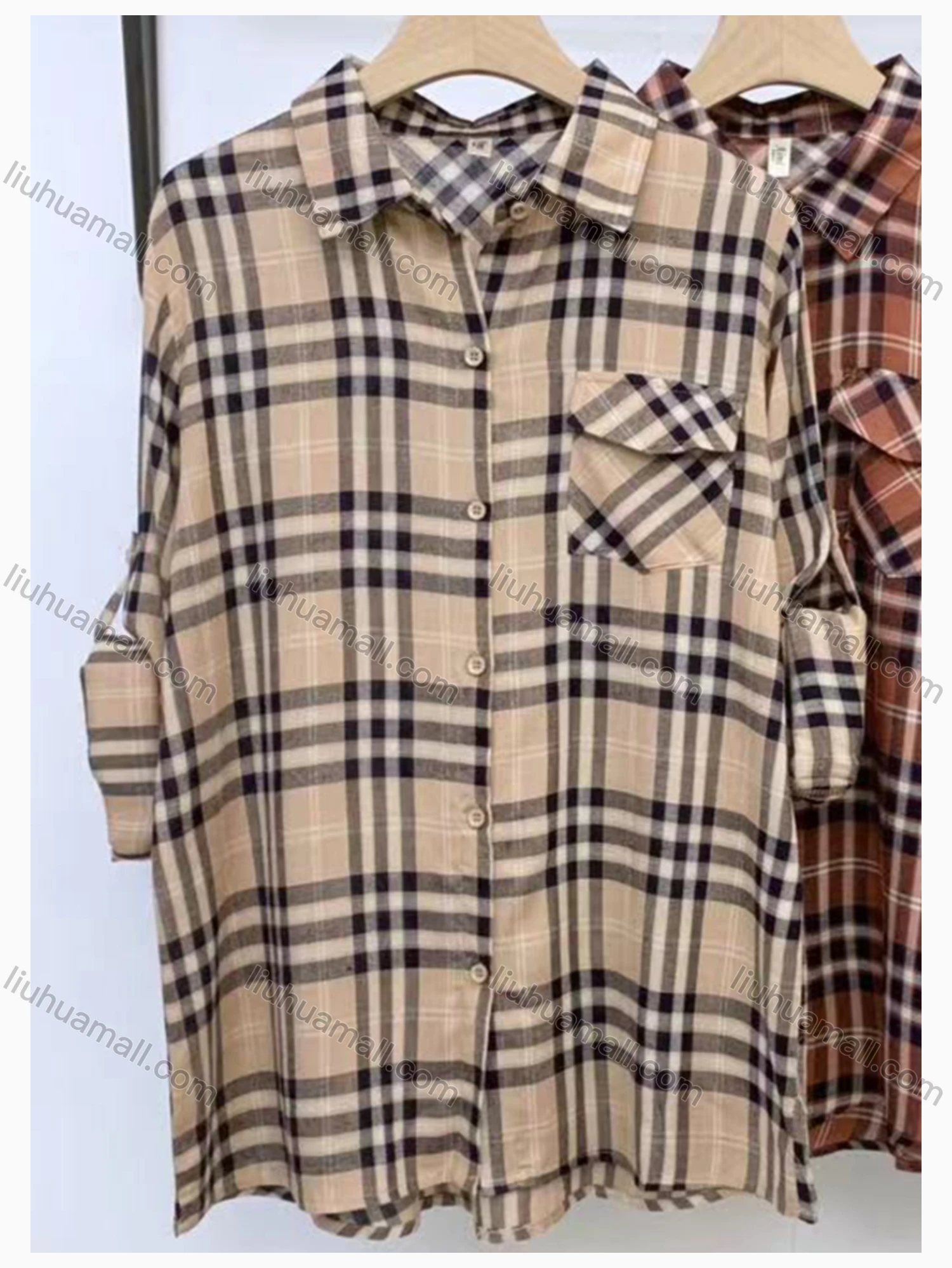 Wholesale Women's Collared Loose Fit Plaid Print Flap Pockets Long Sleeve Shirt 2033# - Liuhuamall